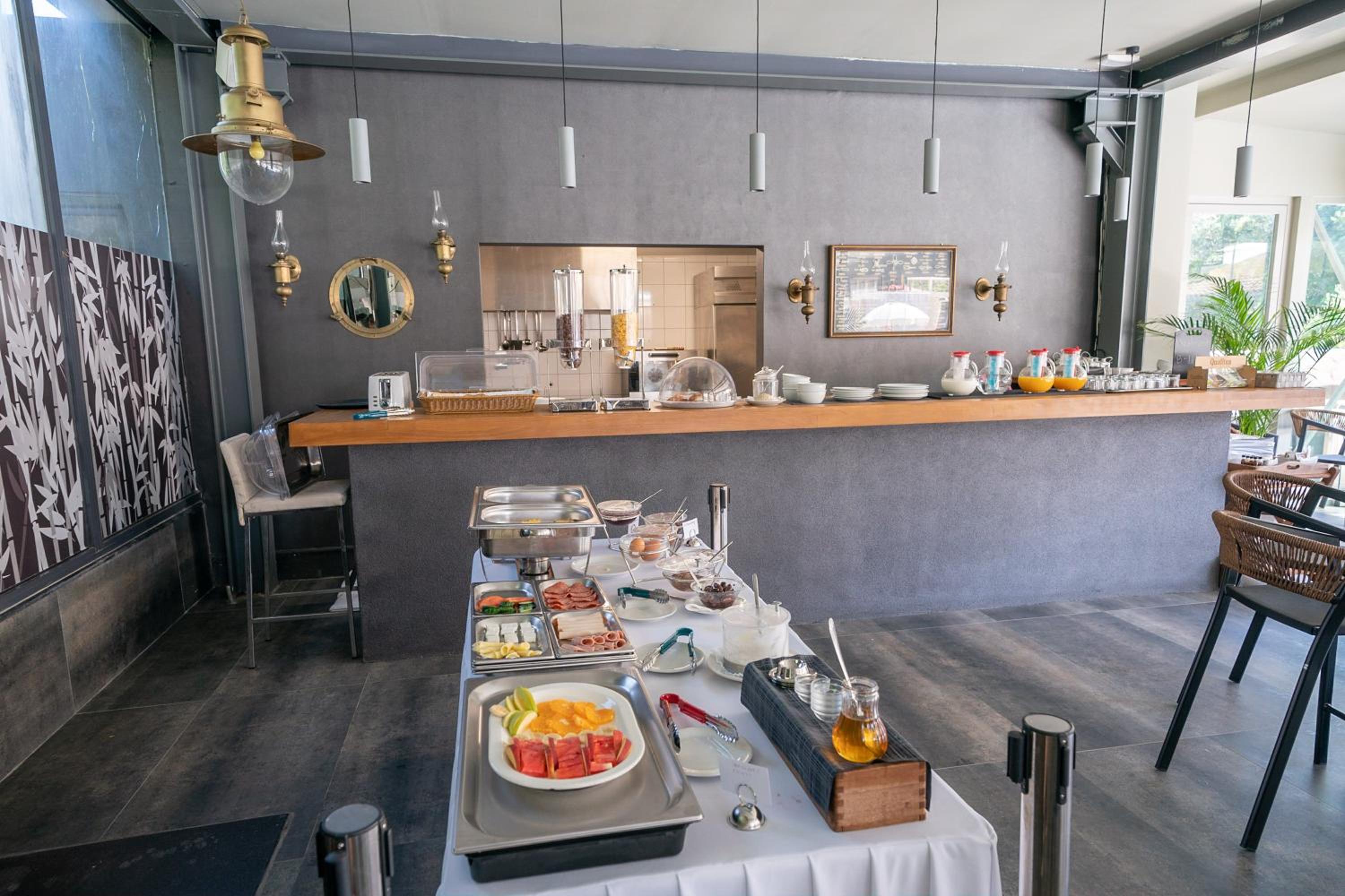 Makris Yialos Apartments