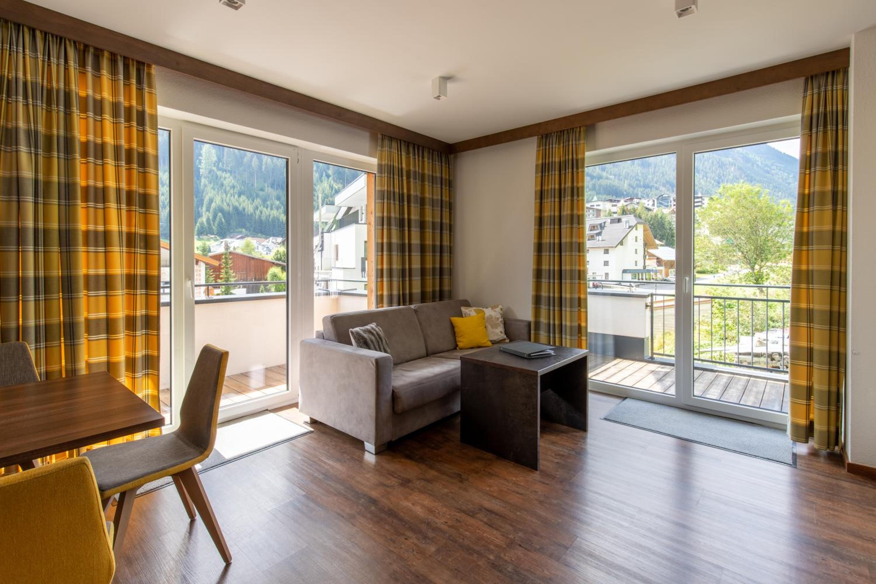Lux Appartements view 4