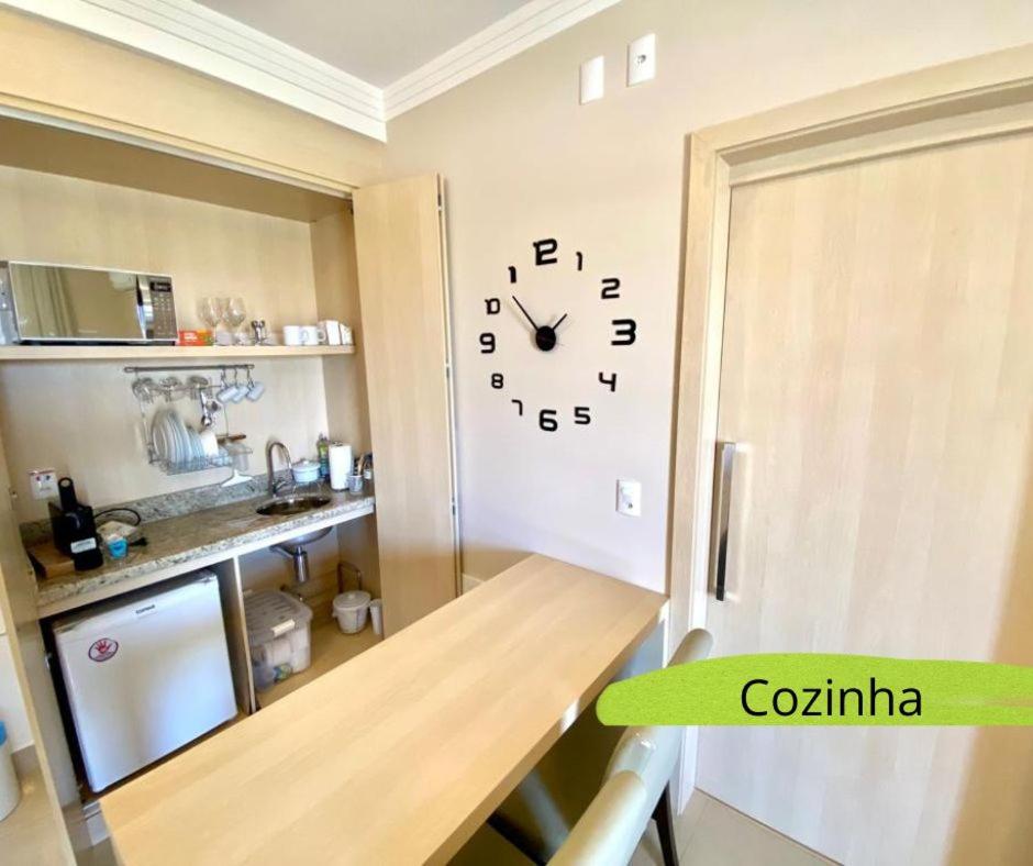 Flat Completo com Serviços em Hotel 5 Estrelas