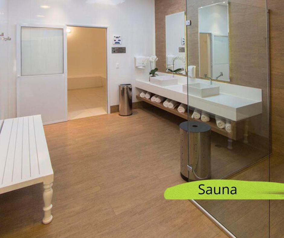 Flat Completo com Serviços em Hotel 5 Estrelas