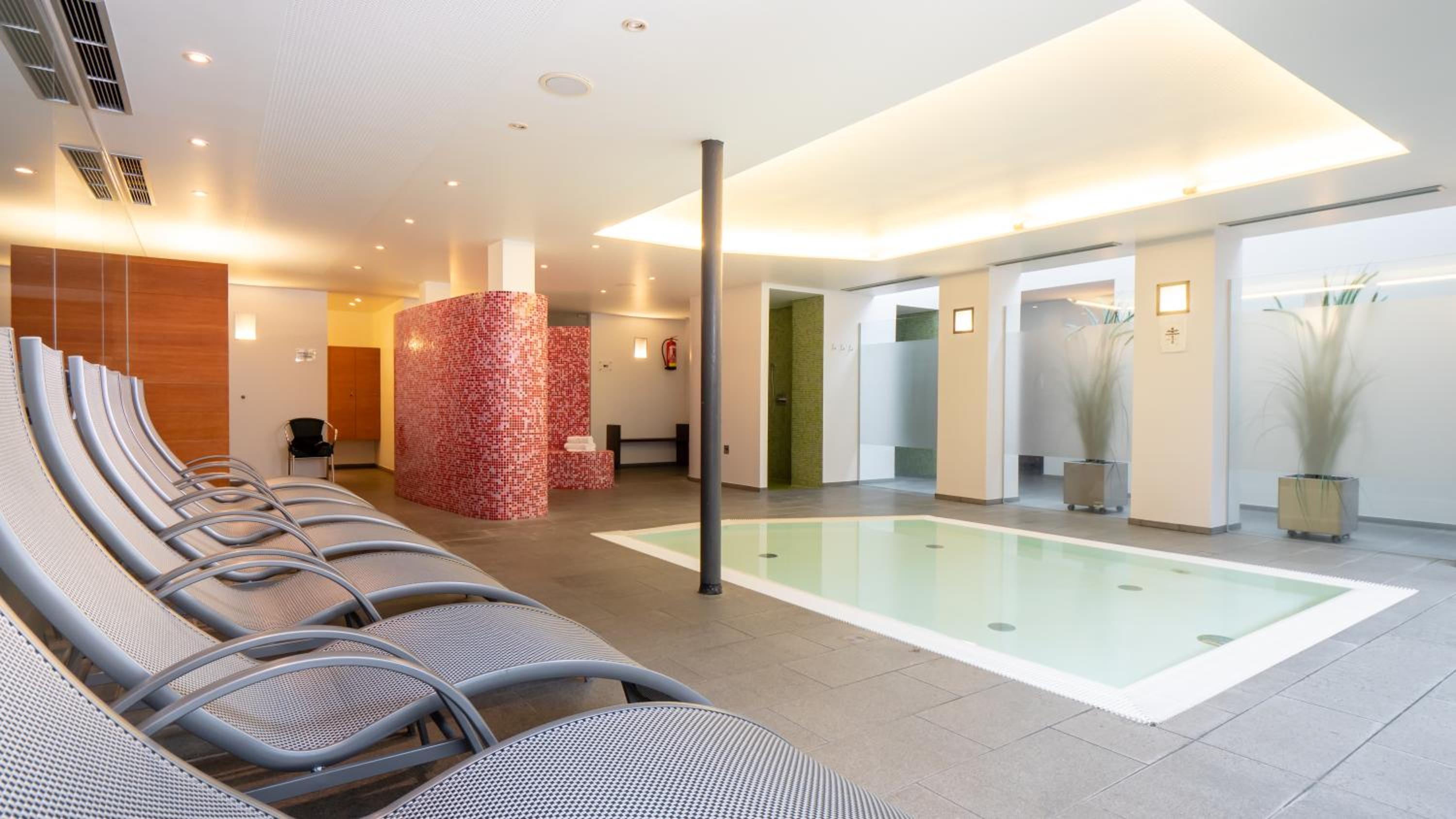 Hotel Weiss S