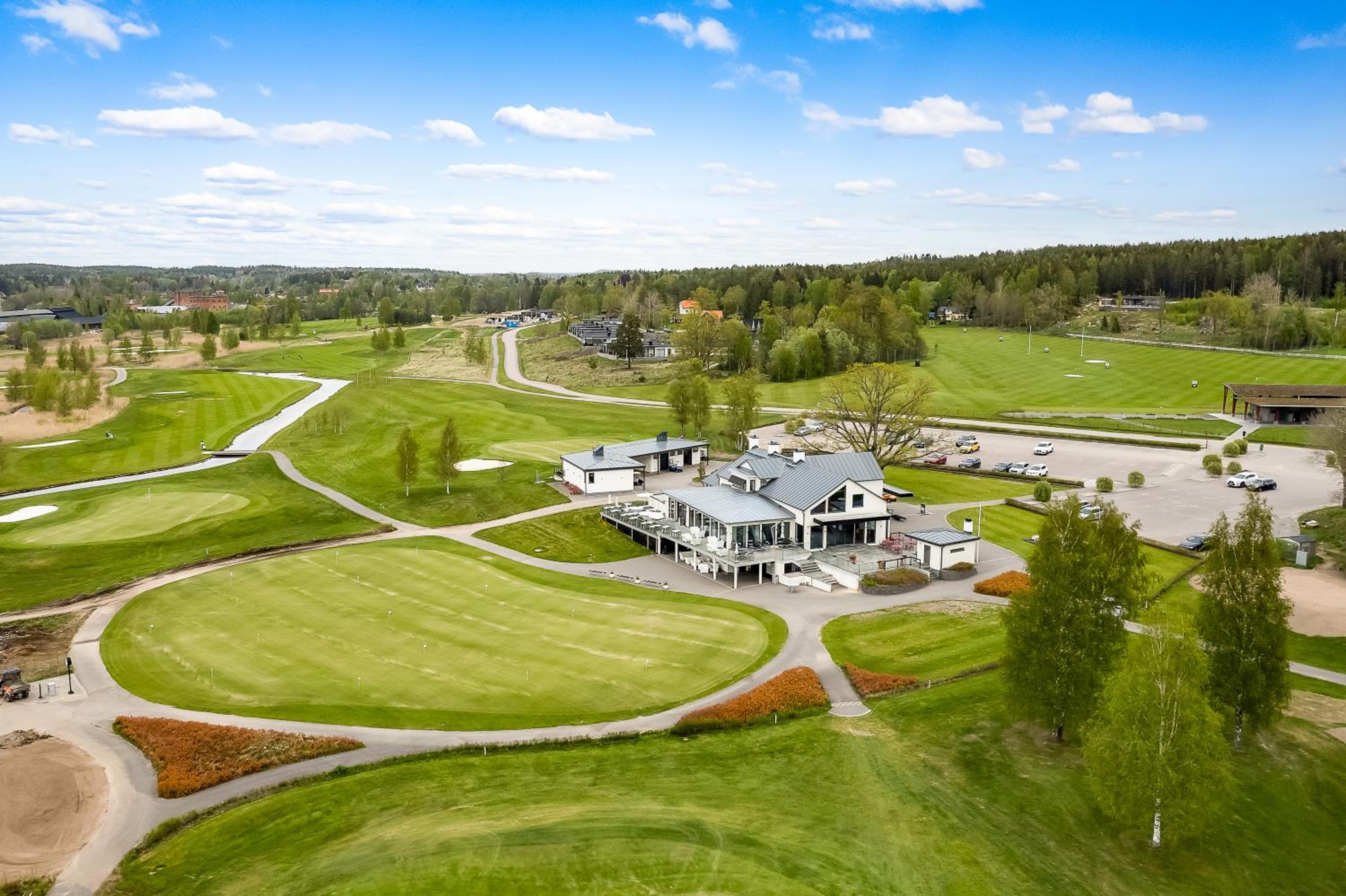 Charming Villa at Askersund Golf Resort view 2