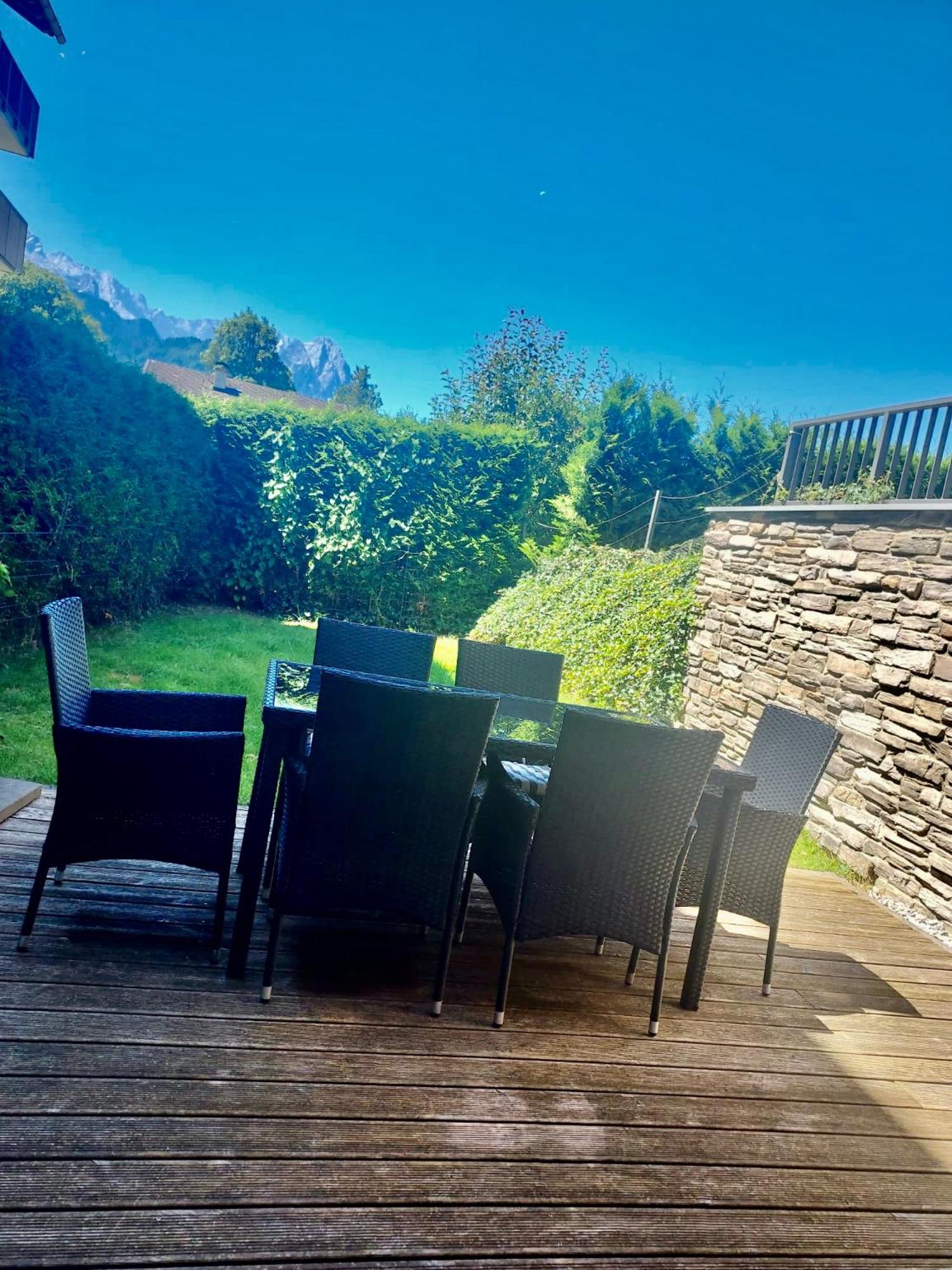 Zentral, ruhig & stilvoll mit Bergpanorama+ Garten