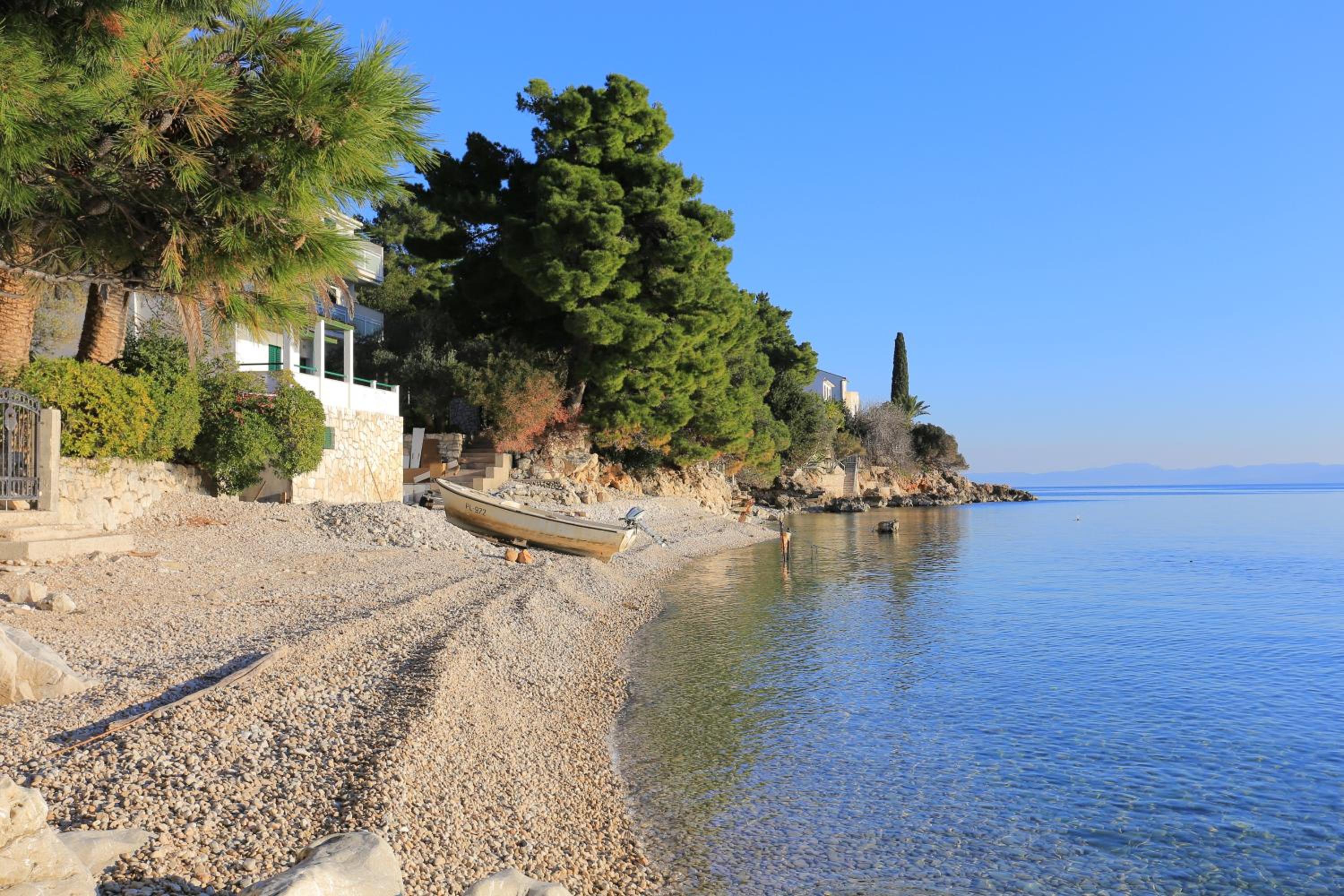Seaside luxury villa with a swimming pool Zaostrog, Makarska - 19037 view 3