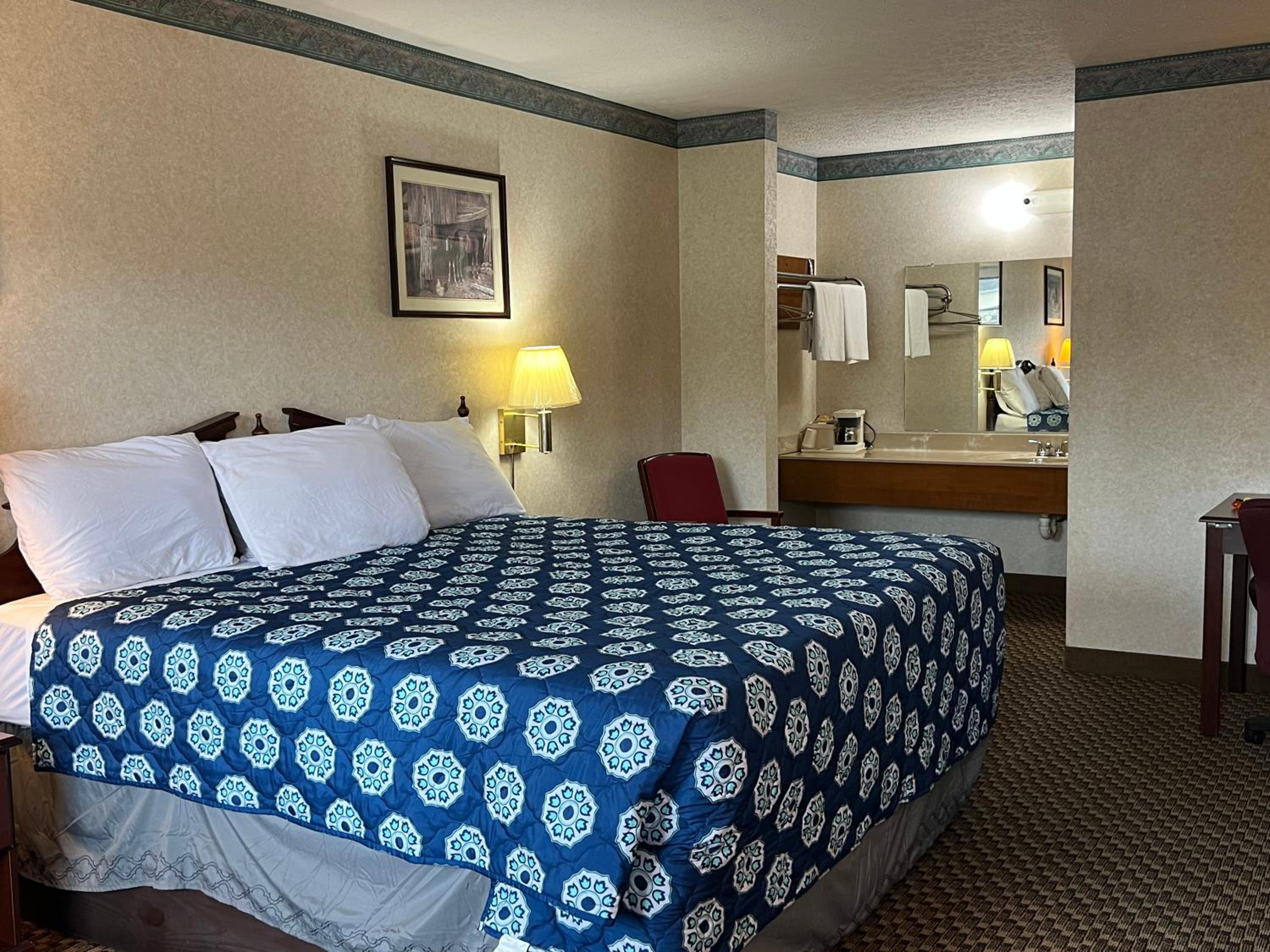 Americas Inn Bardstown, photo 15