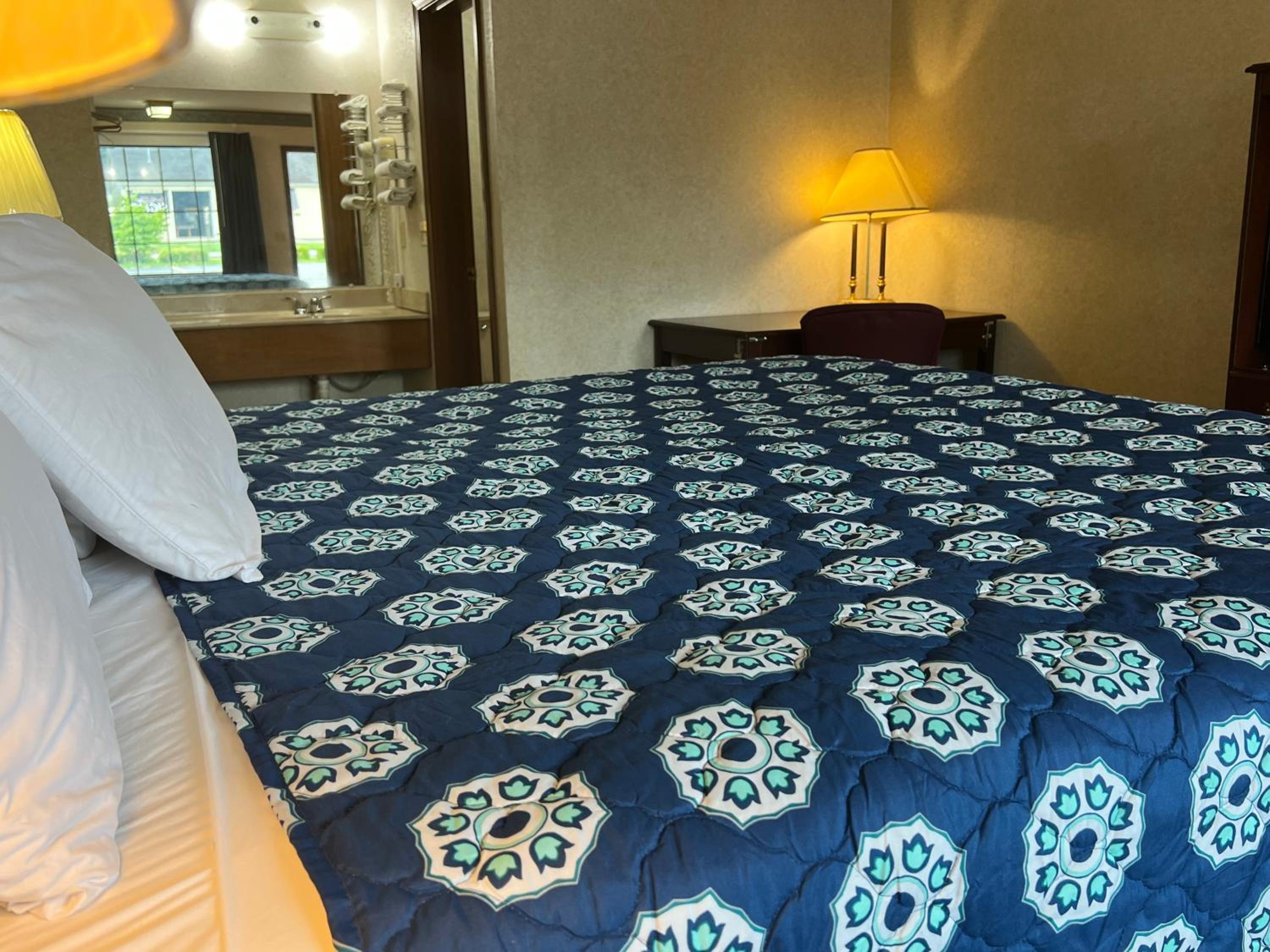 Americas Inn Bardstown, photo 17