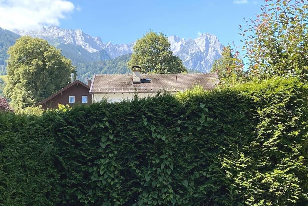 Zentral, ruhig & stilvoll mit Bergpanorama+ Garten
