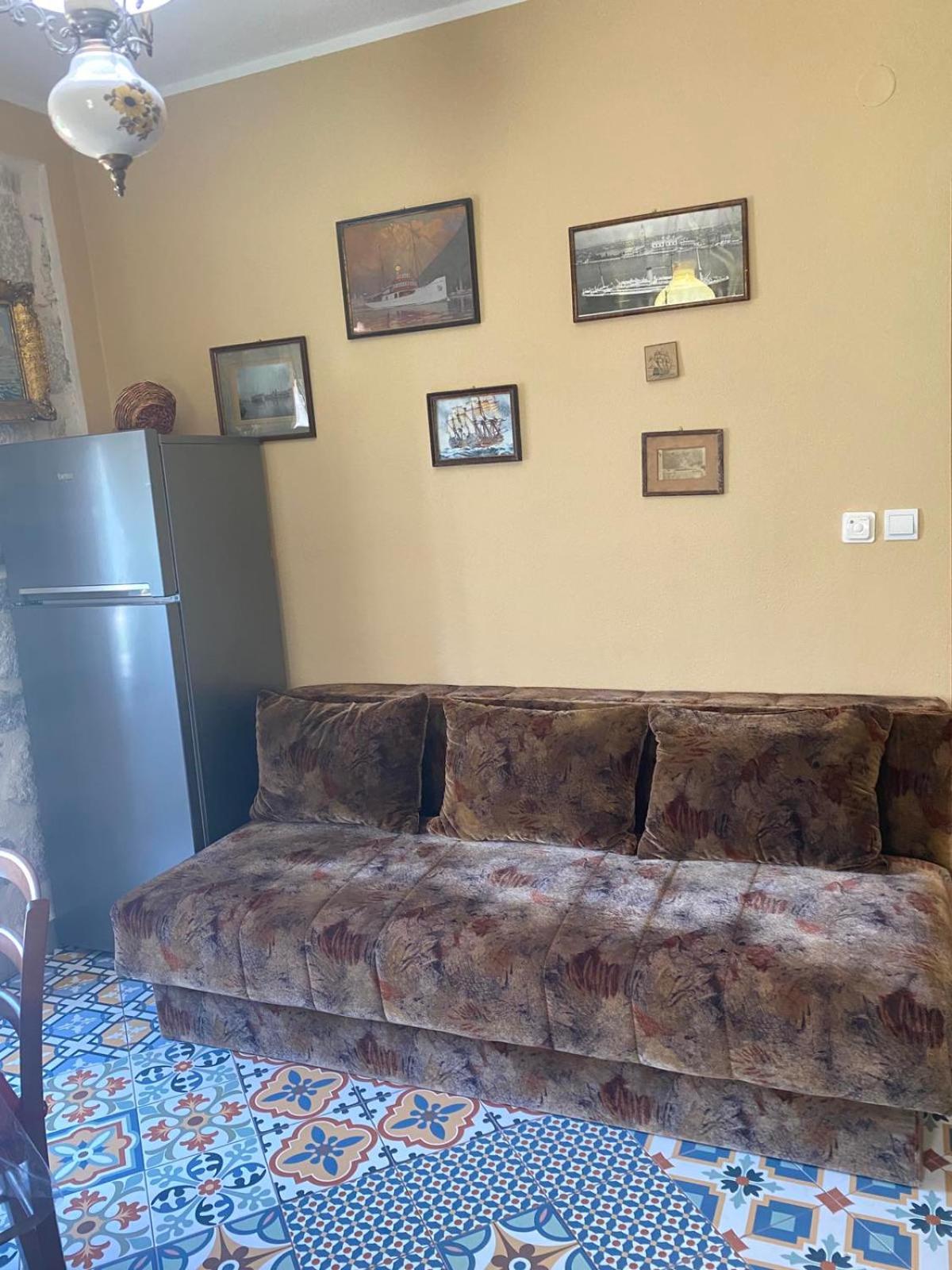 Captain's House in Dobrota