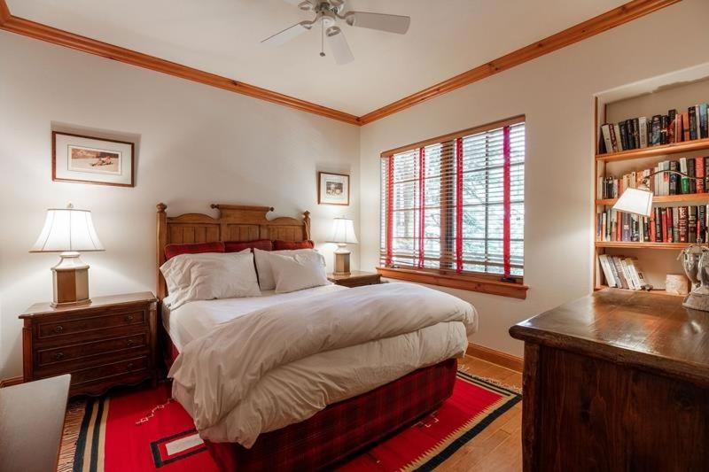 Pinehurst Townhomes #4 townhouse