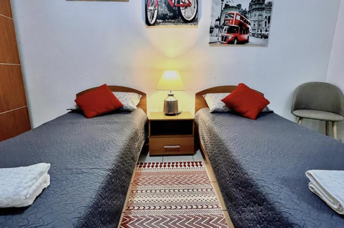 F2 2 Lovely room, living and bathroom shared , St Julians photo 1
