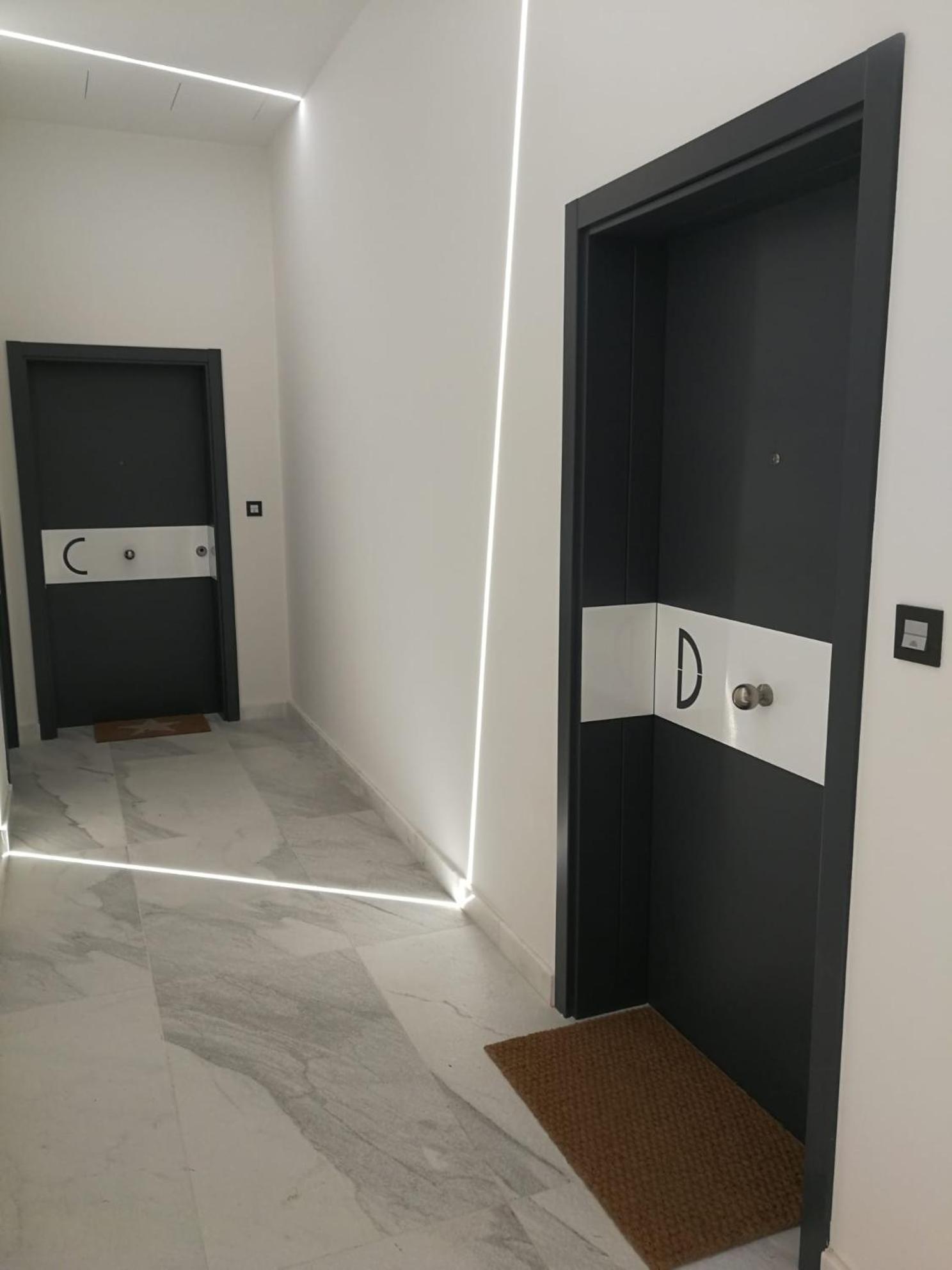 Glory Suite Zurriola Beach with AC