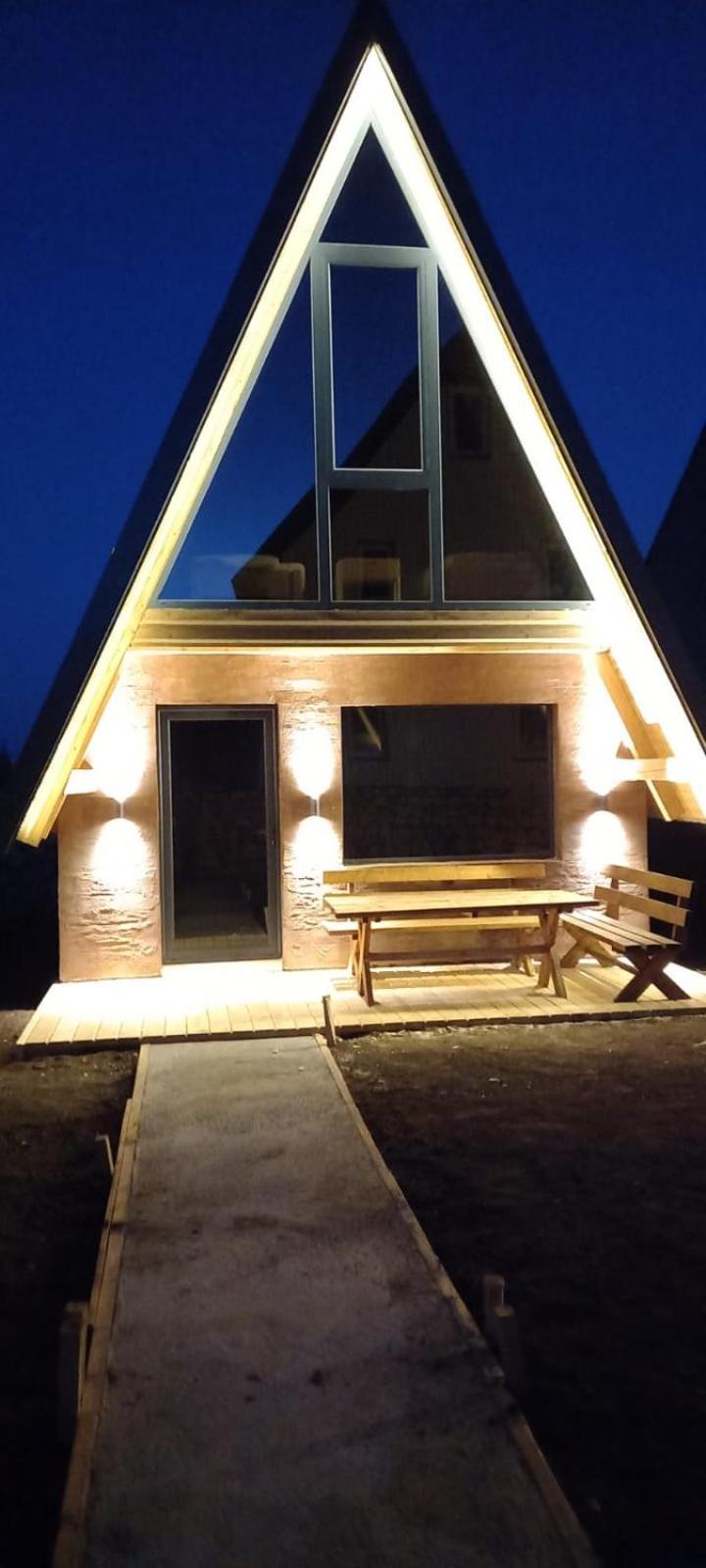 Hotel DANDELION HOUSE - Image 1