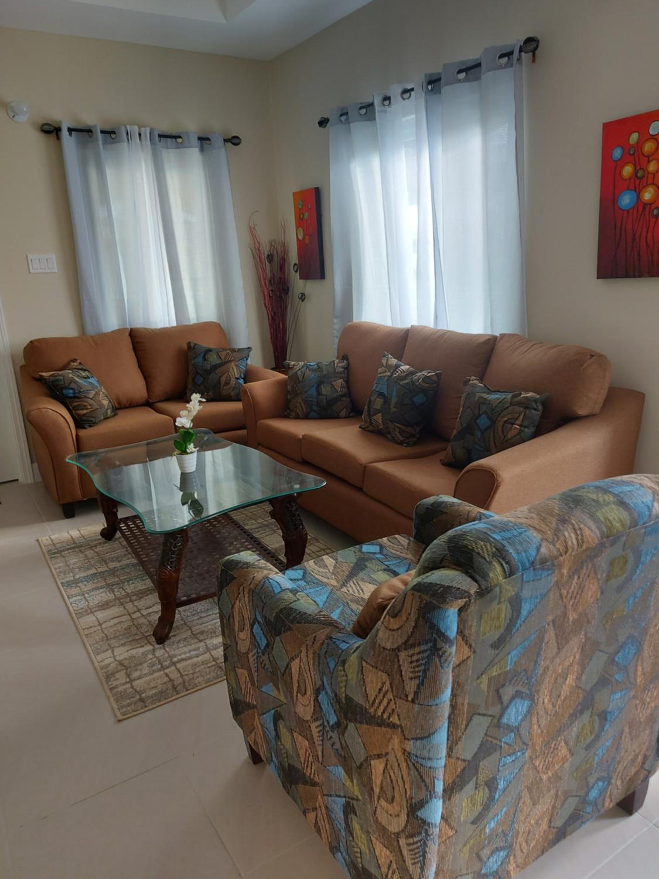 Cozy Ocean Home Jamaica view 2