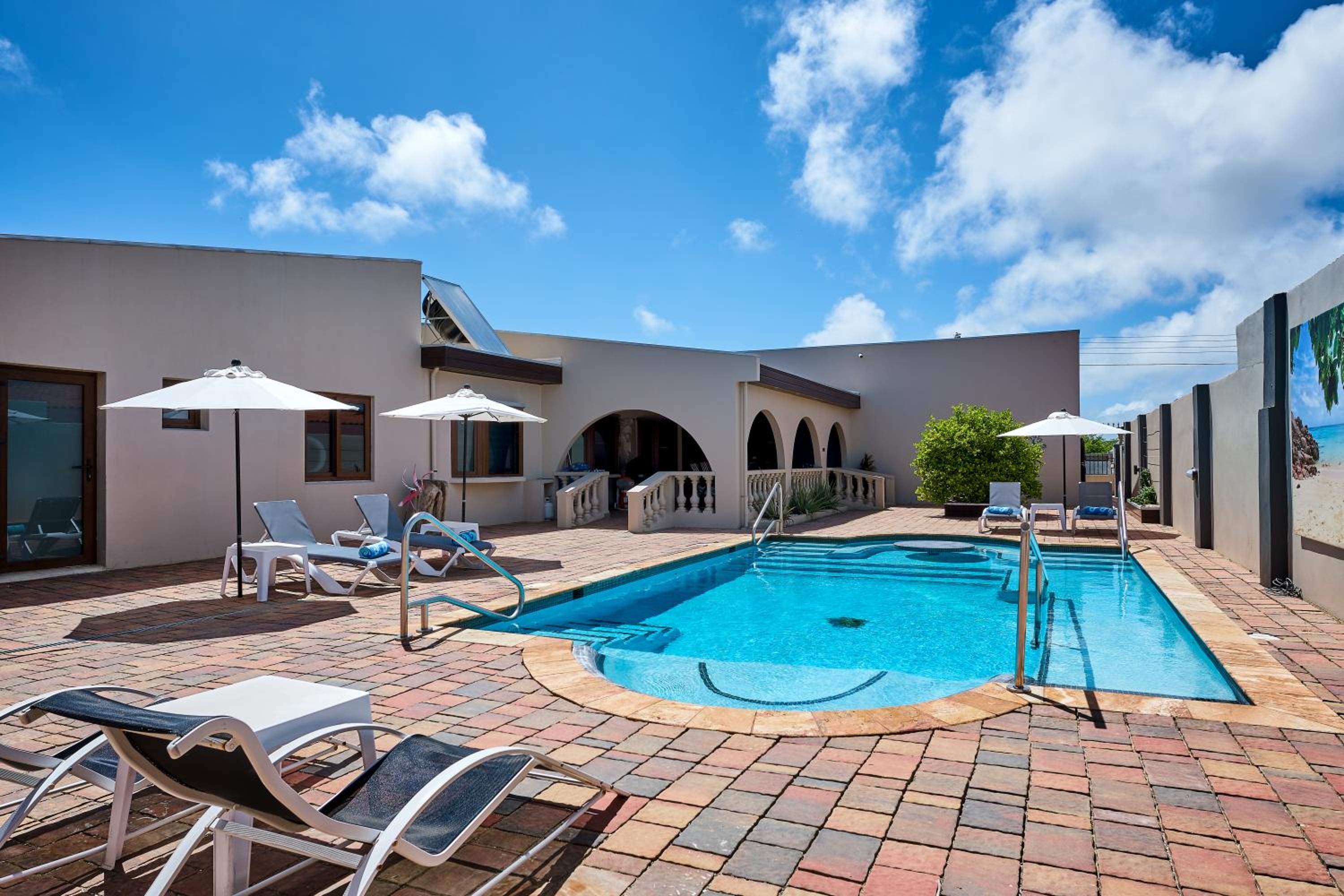 Bubali Luxury Apartments - Adults Only - Wheelchair Friendly
