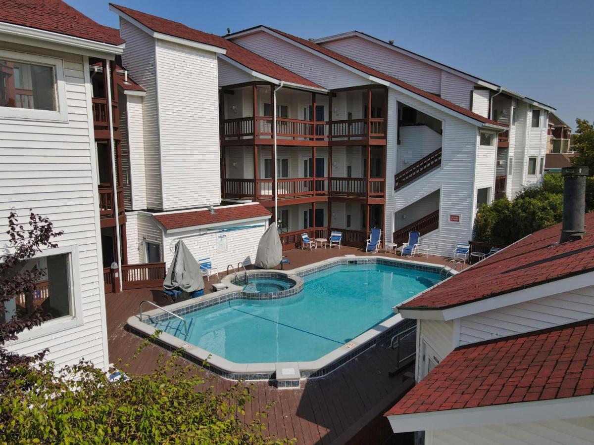 Beach Room 325 view 3