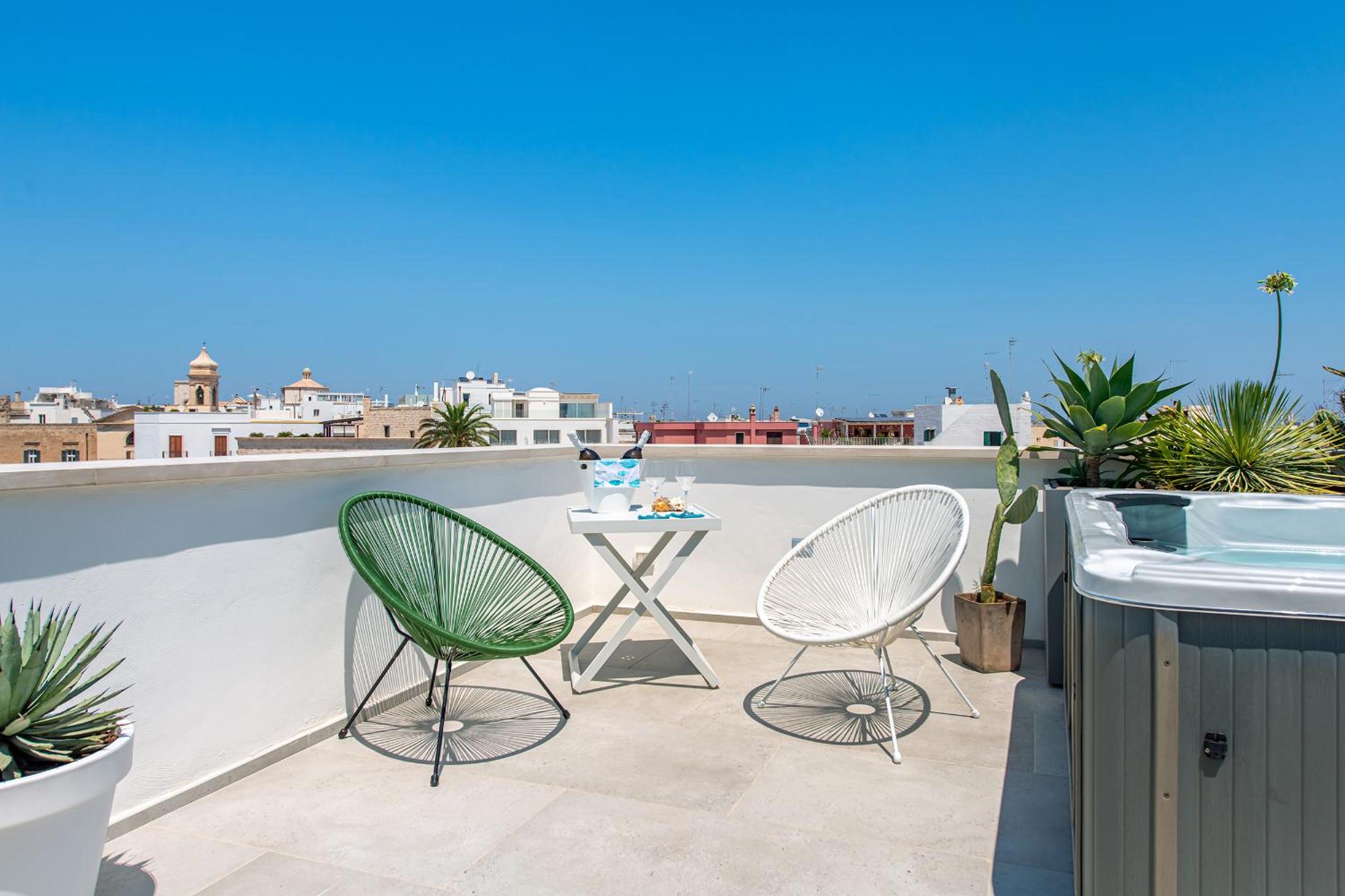 Belvedere Apartment & Pool - Housea