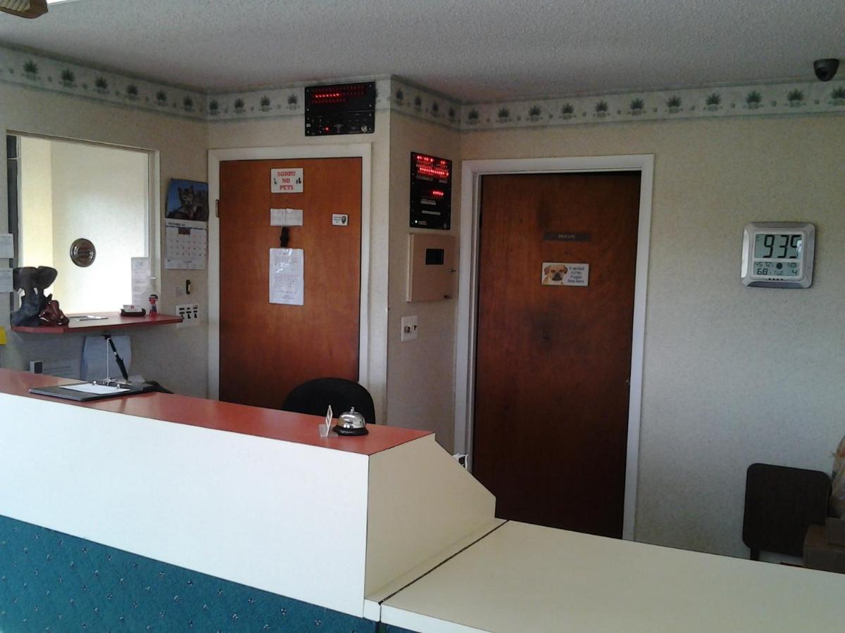hotel reception