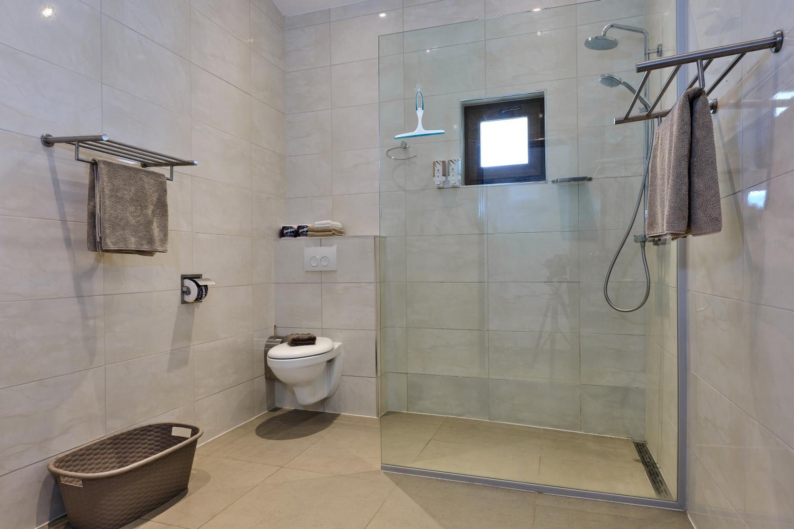 Bubali Luxury Apartments - Adults Only - Wheelchair Friendly