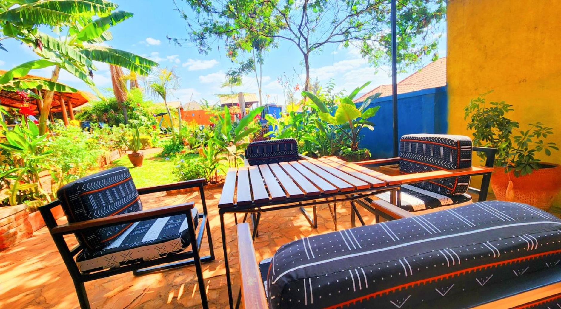 Yambi Guesthouse