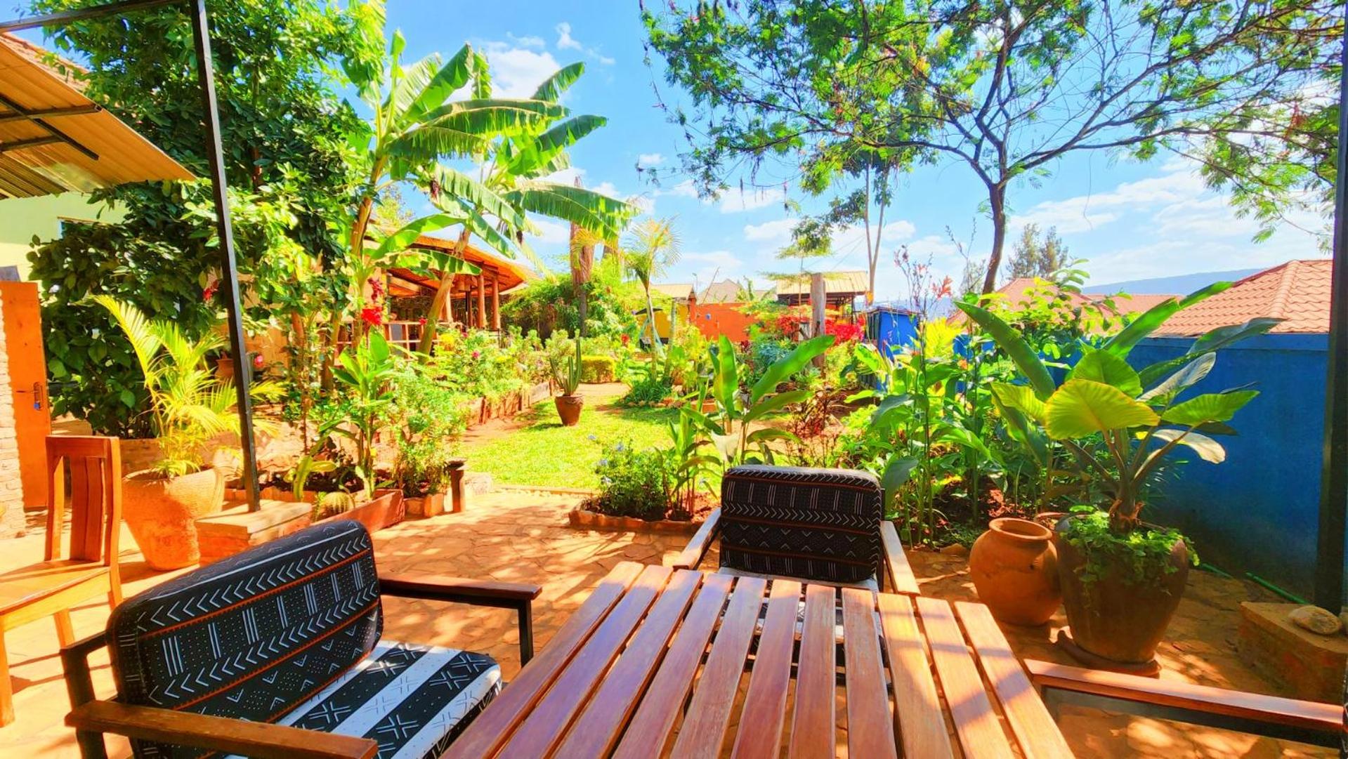 Yambi Guesthouse