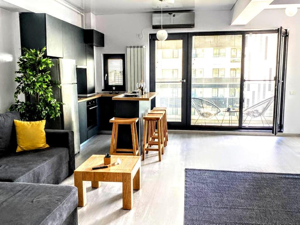 Van Studio
