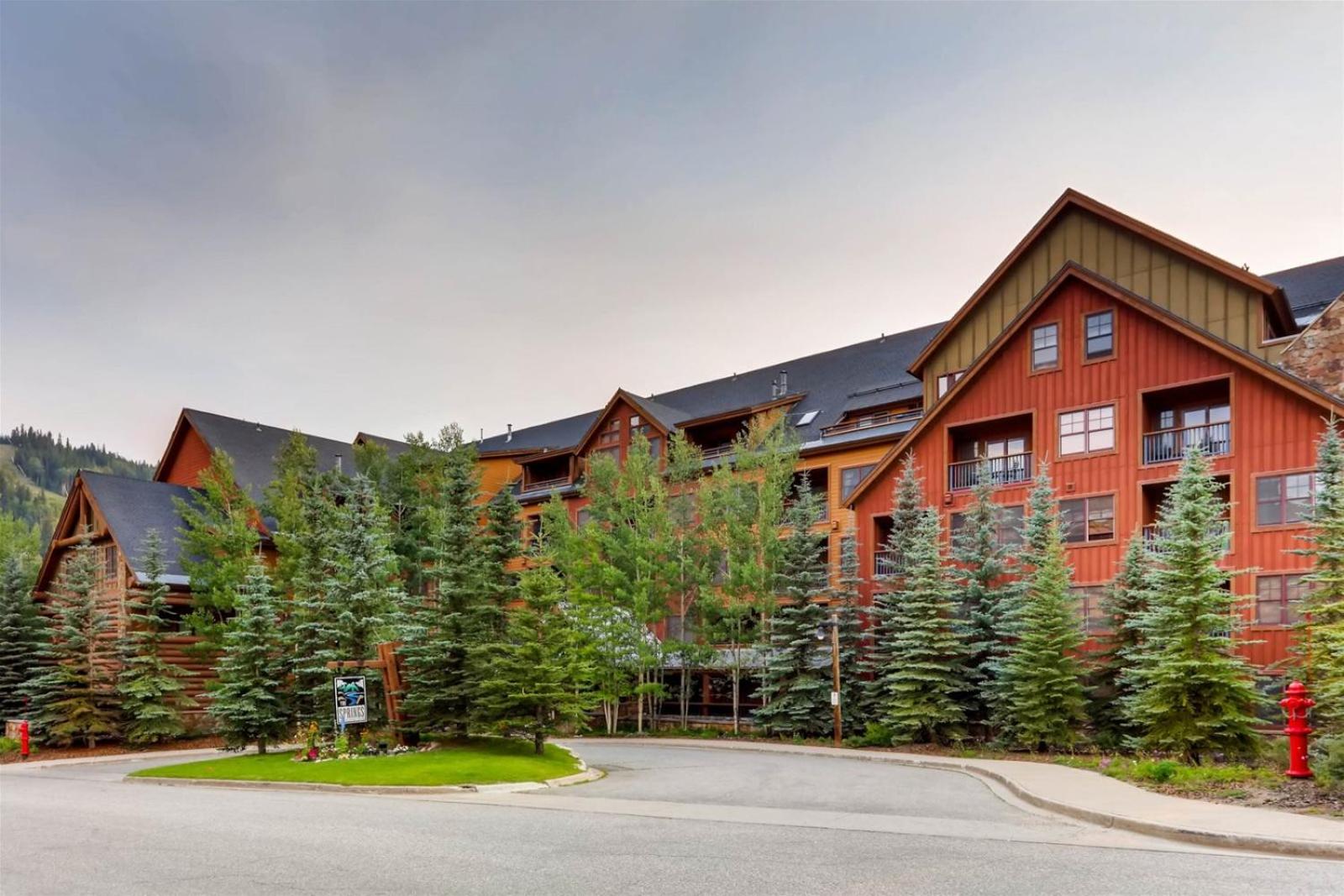 1 Bedroom Springs Condo In River Run Village Just 75 Yards From The River Run Gondola