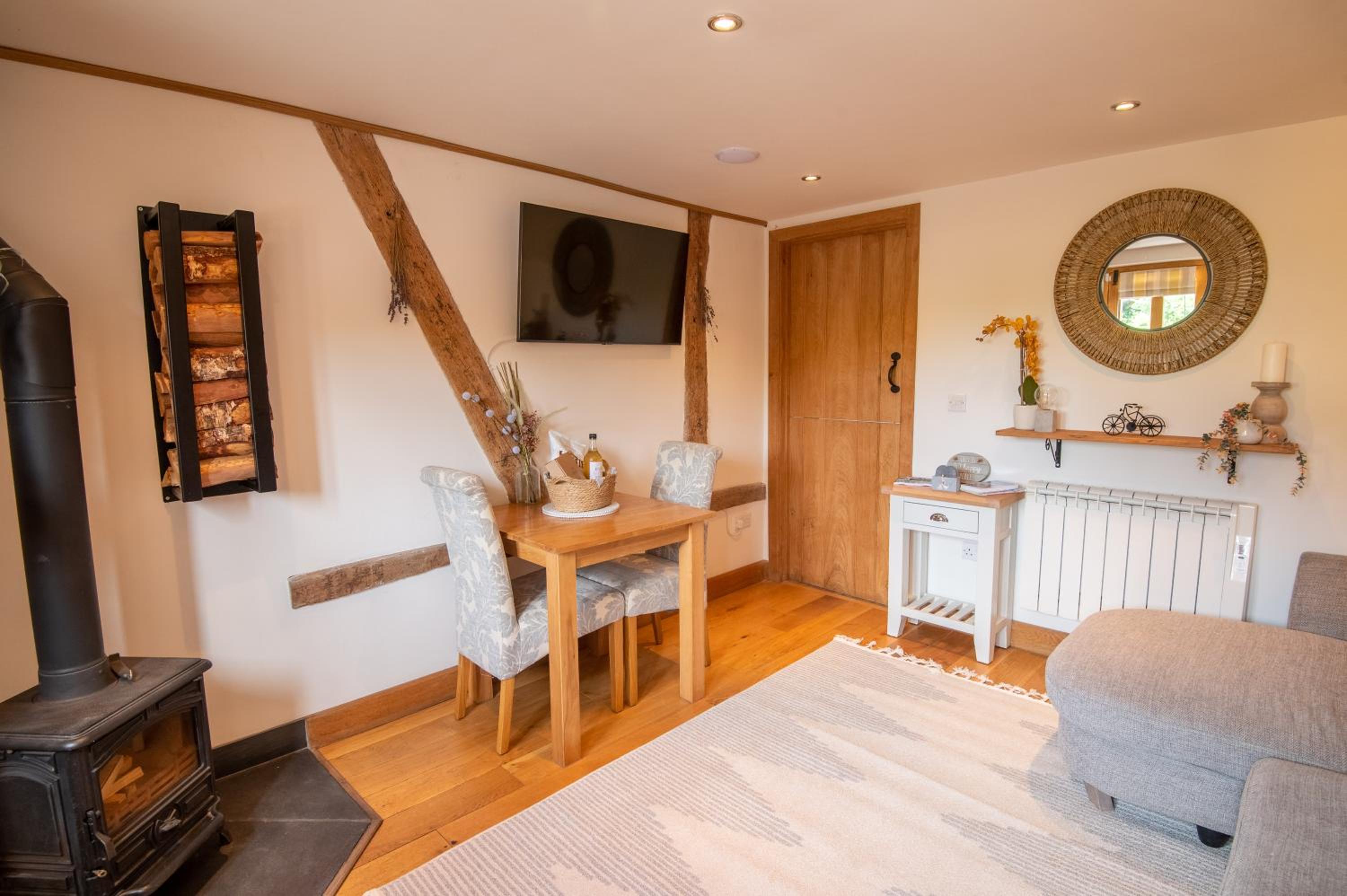 Apple Tree Cottage - Cosy 2 Bed with Deluxe HOT TUB & Log Burner view 3
