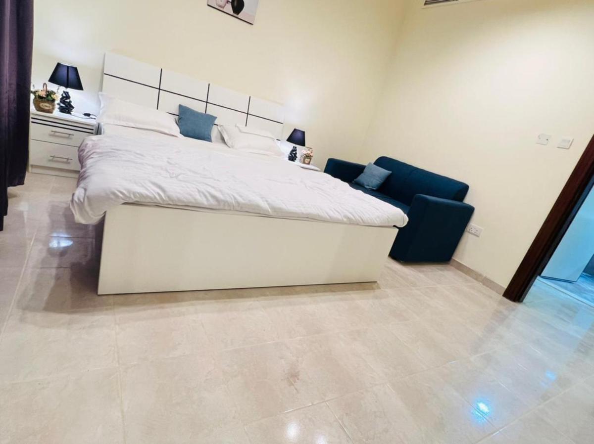 Spacious 2 Bedroom with maid room for families