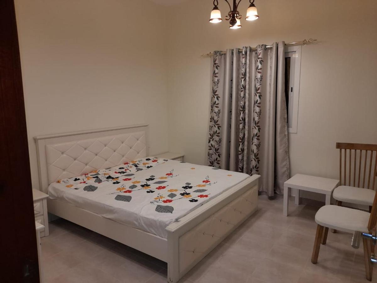 Spacious 2 Bedroom with maid room for families