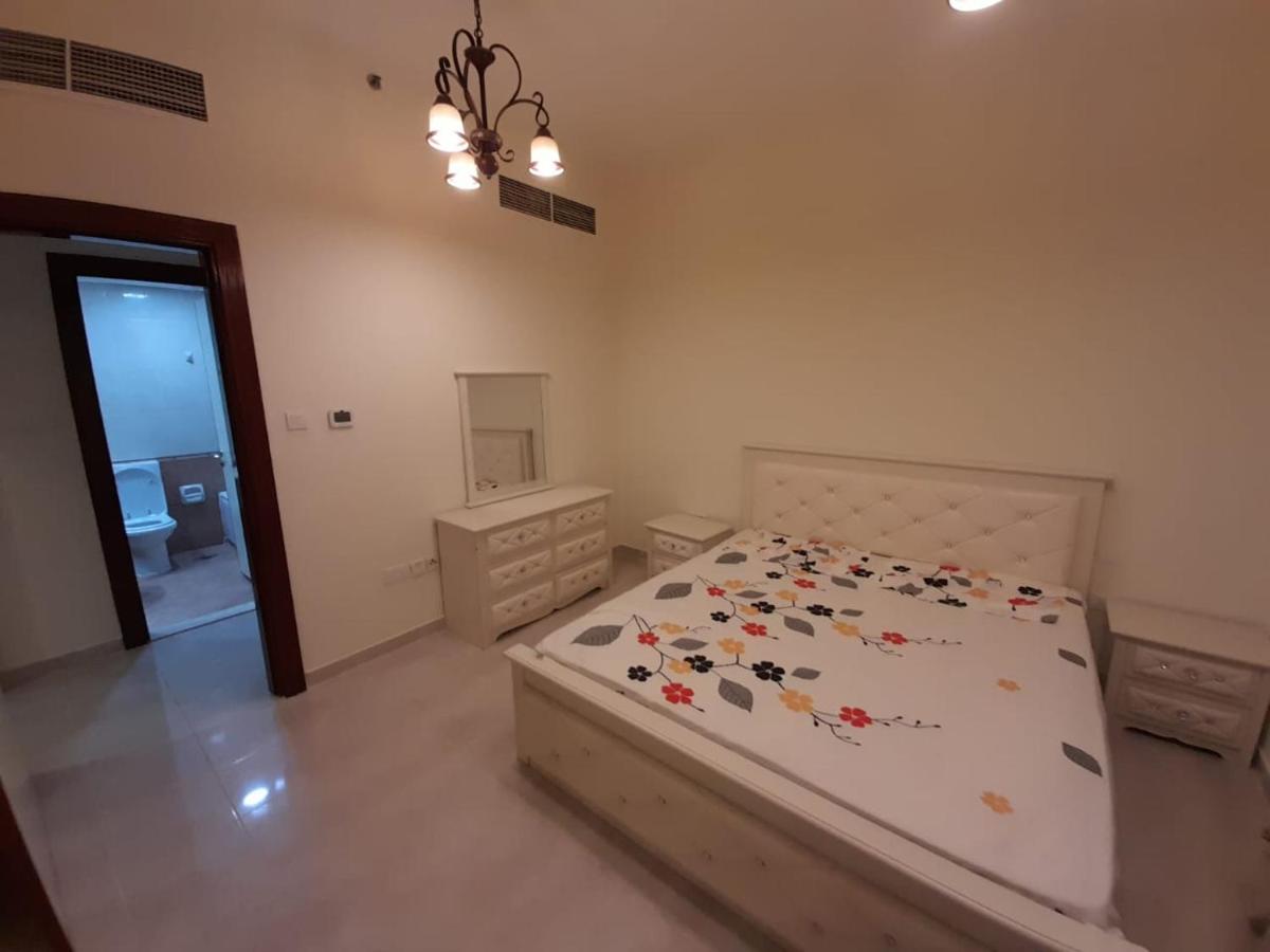 Spacious 2 Bedroom with maid room for families