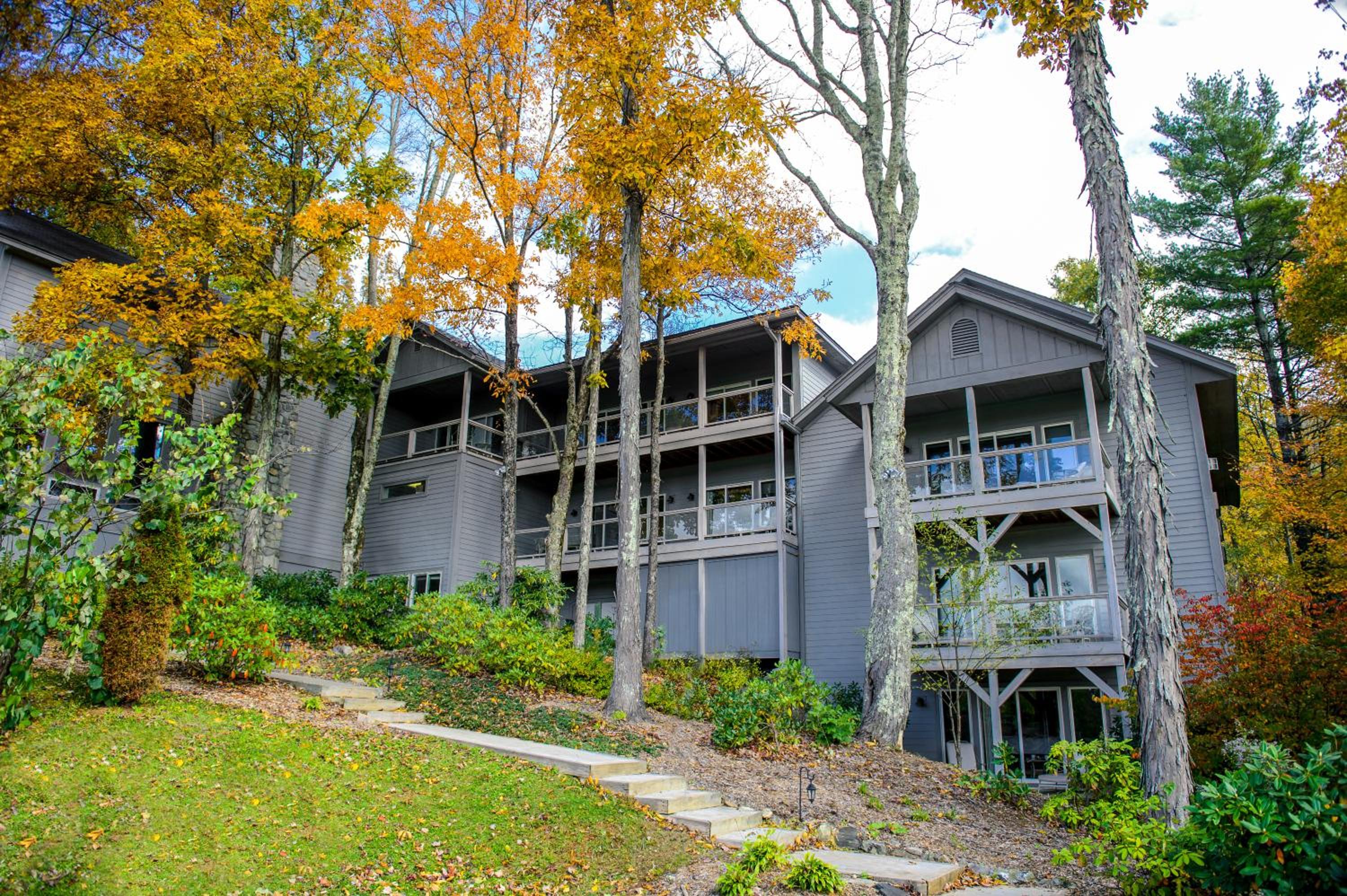 Inn at Crestwood view 4