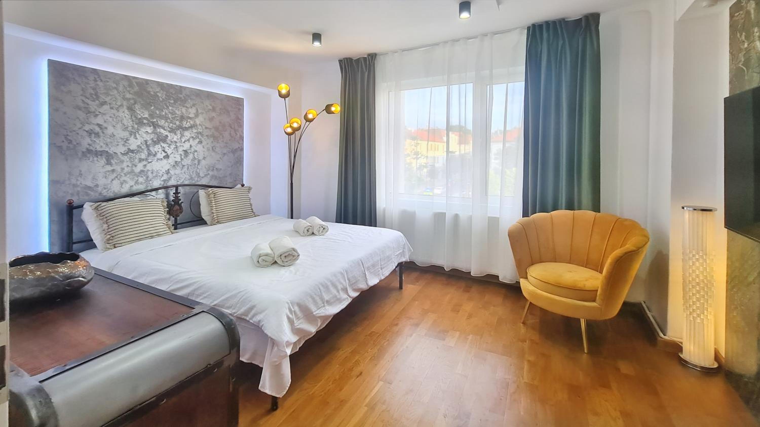 Main square 5 star luxury apartment with view view 5
