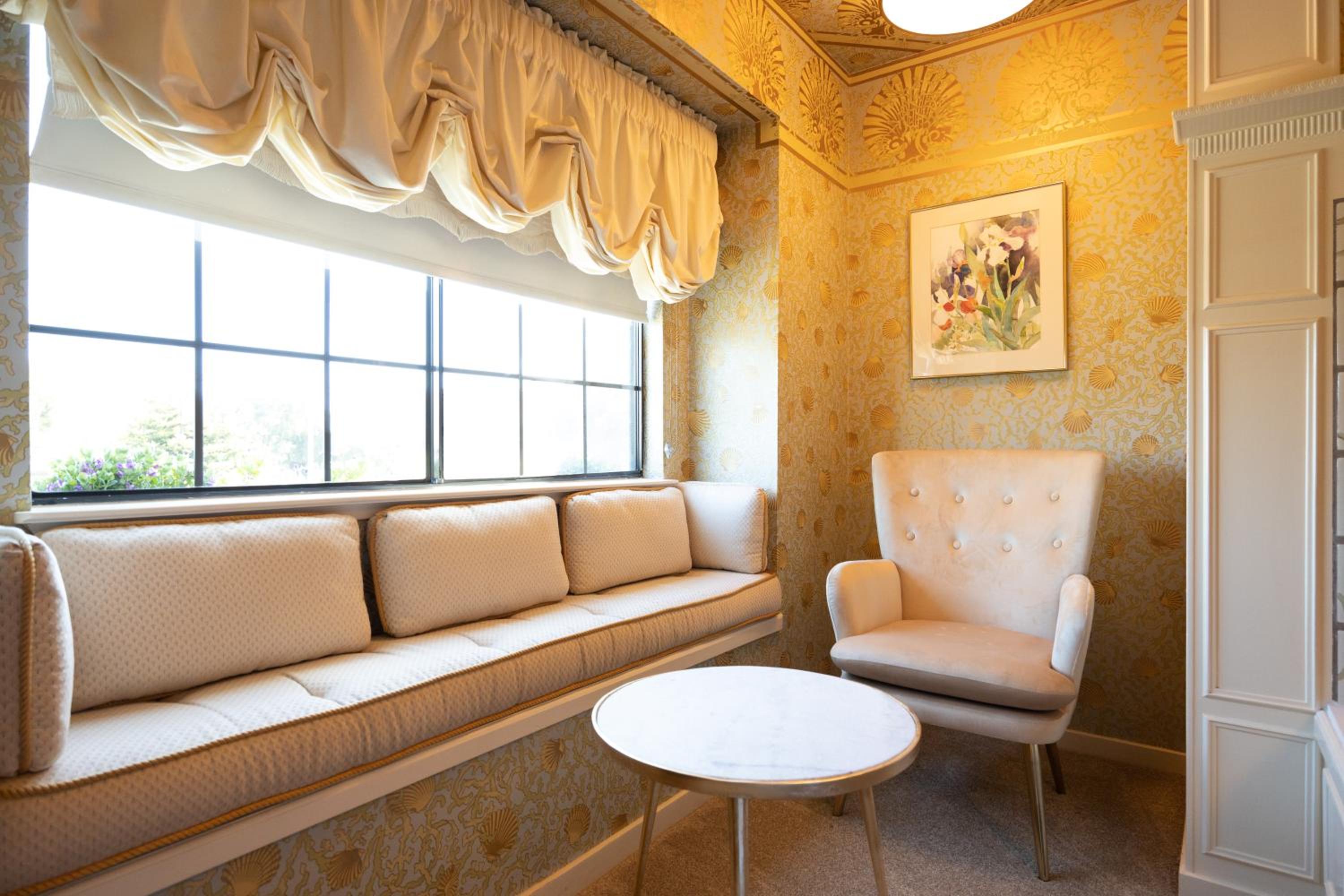 Half Moon Bay Vacations - Mill Rose Inn - Property Image 37