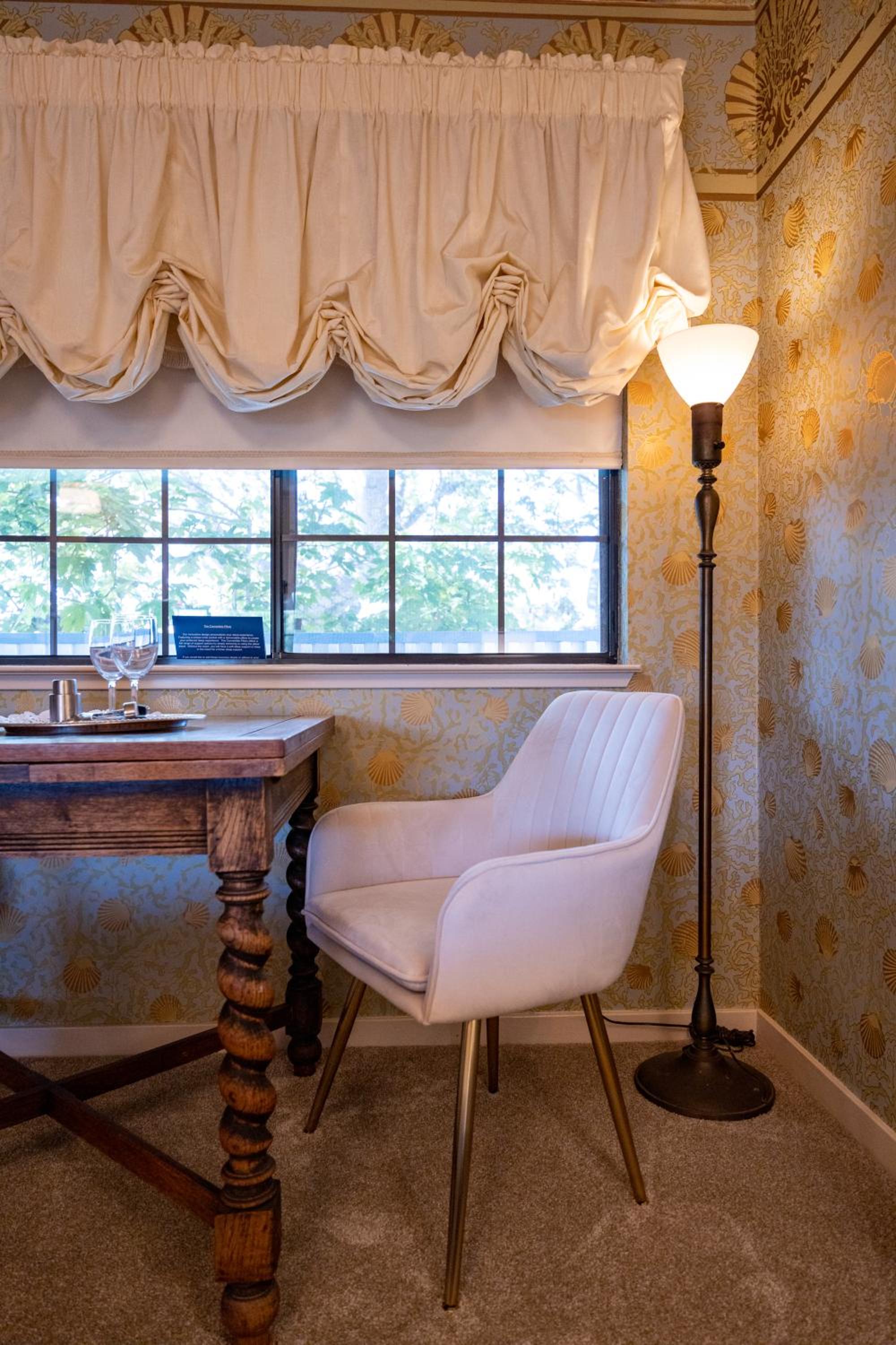 Half Moon Bay Vacations - Mill Rose Inn - Property Image 31