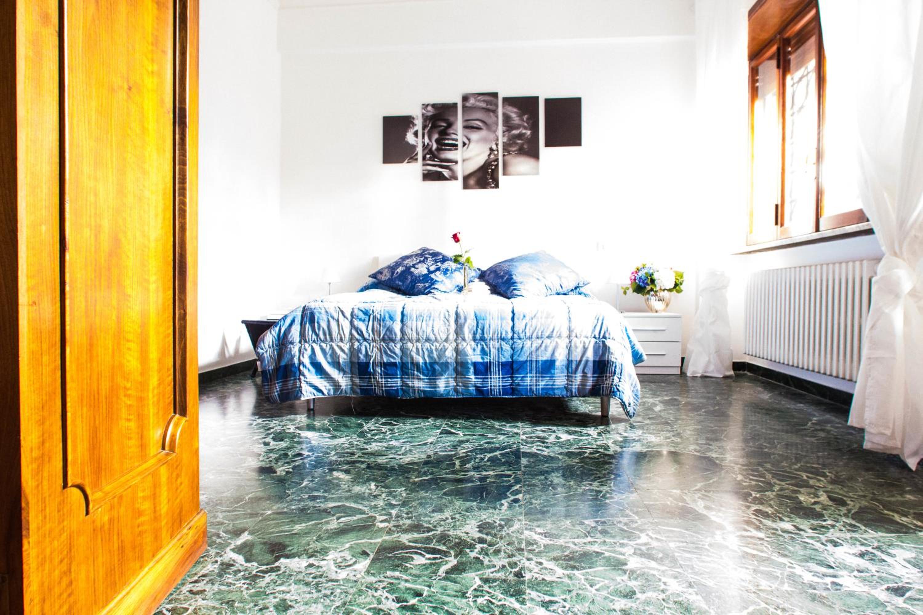 Vatican House Apartment
