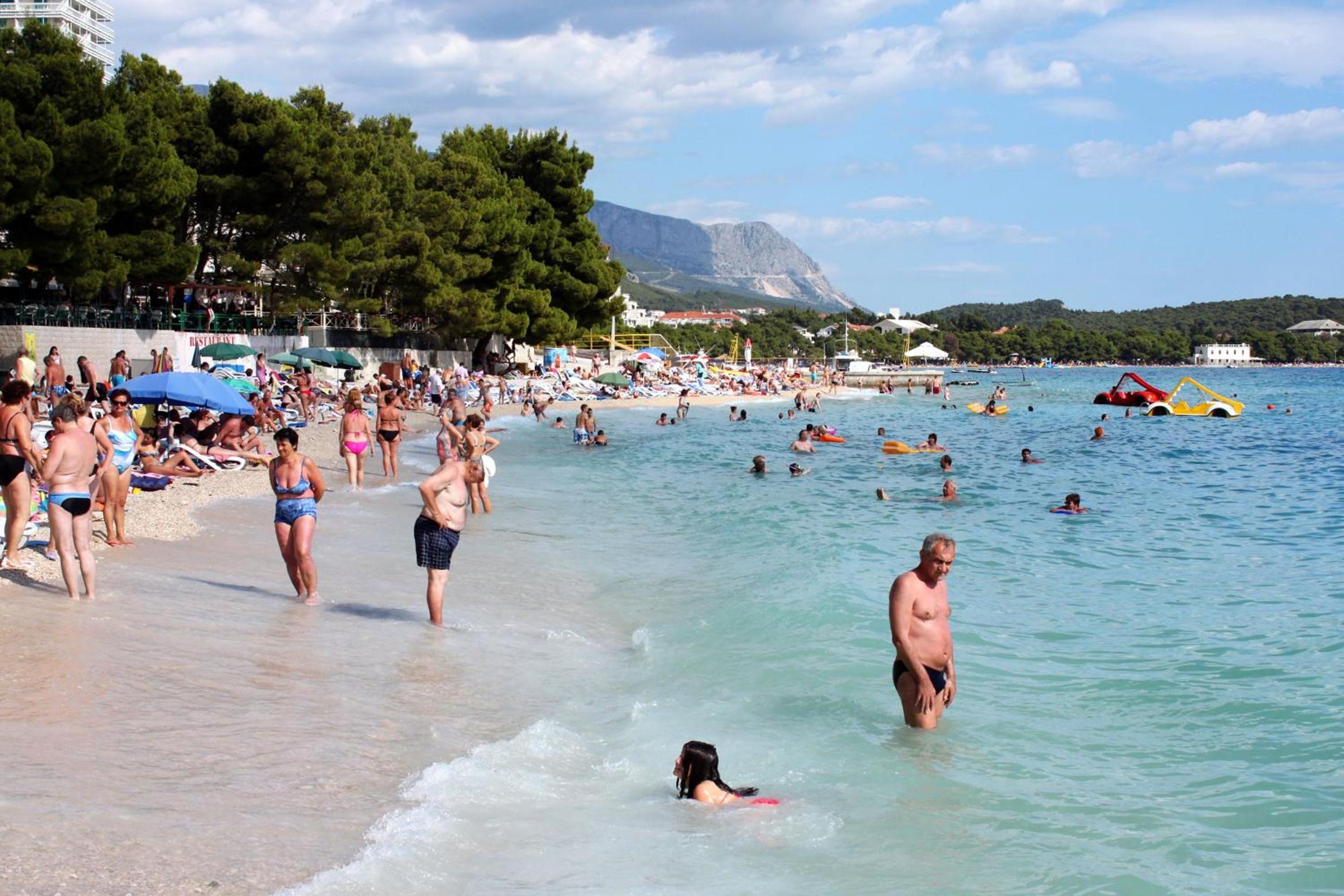 Apartments by the sea Makarska - 13222 view 3