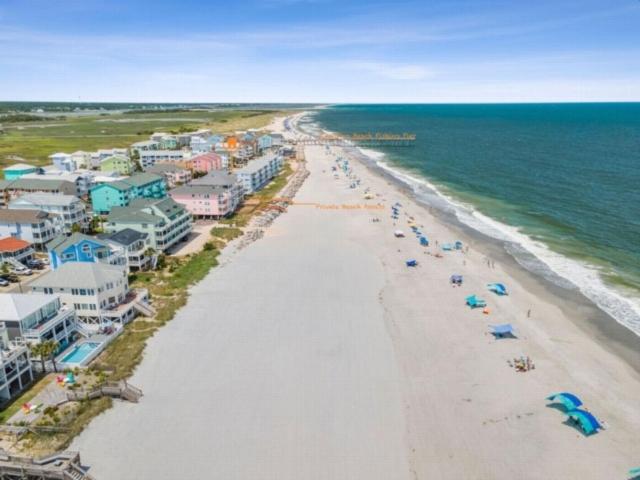 A Shore Thing 1 - OCEANFRONT and DOG FRIENDLY! Private beach access! townhouse view 5