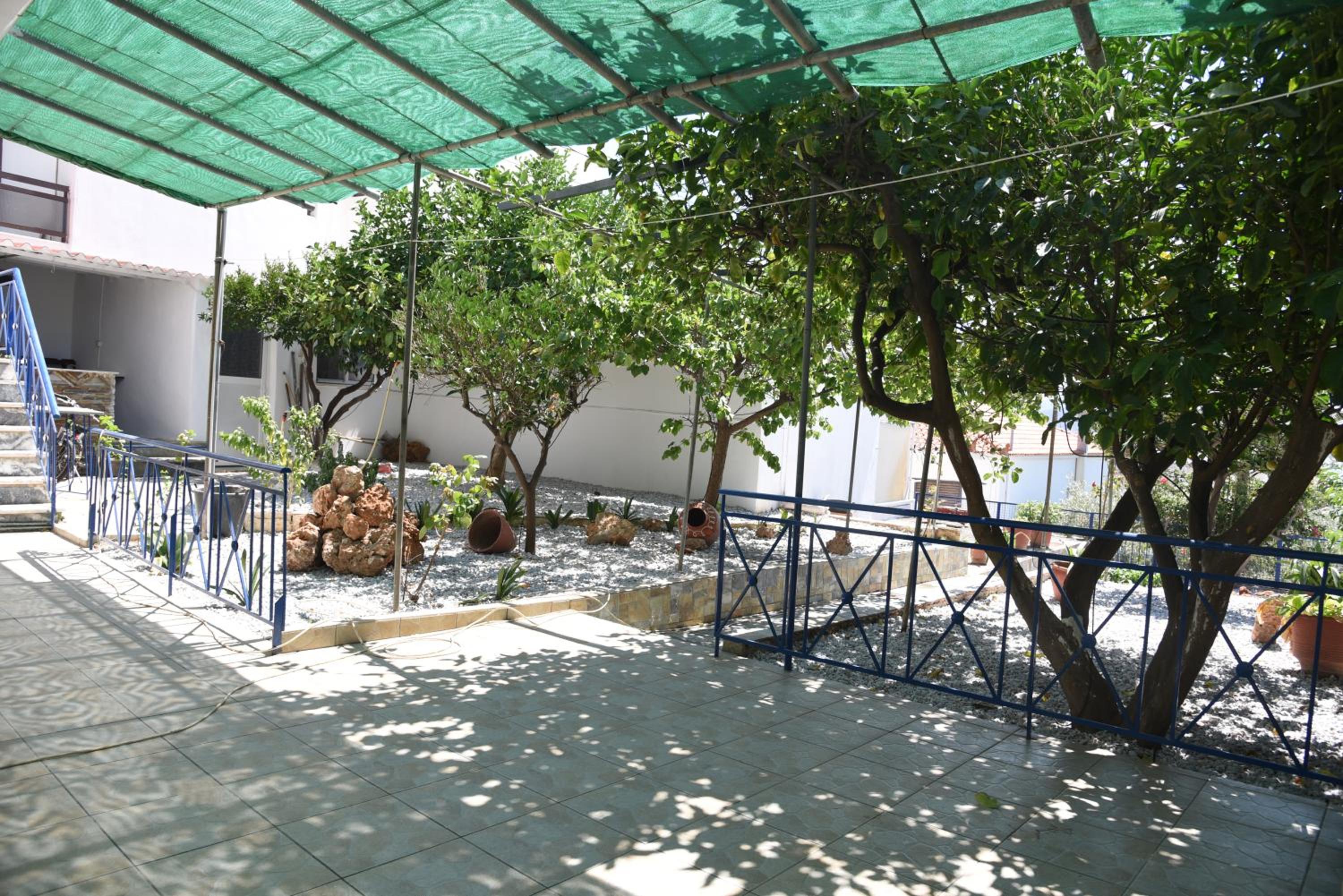 Photo 16