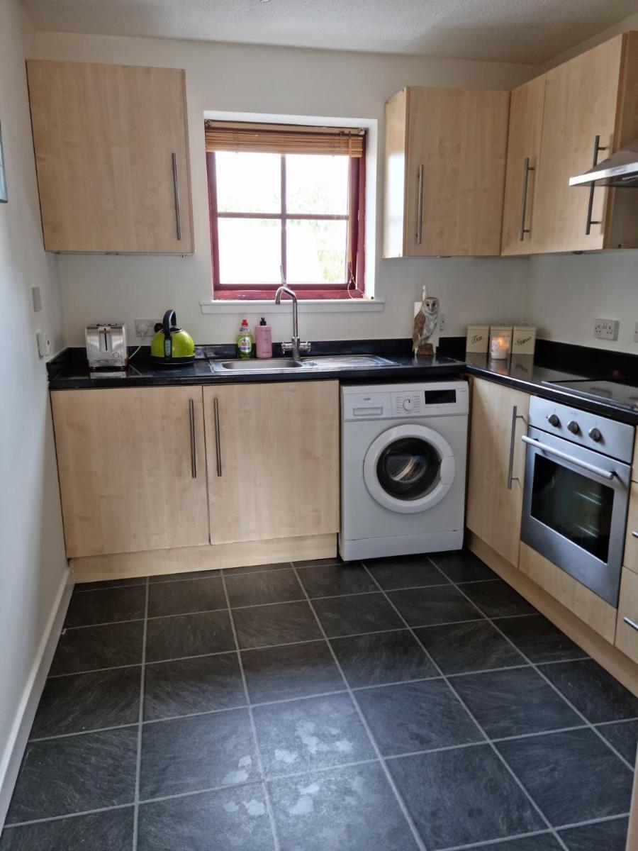 Superb 2 Bedroom Flat Tillicoultry view 4