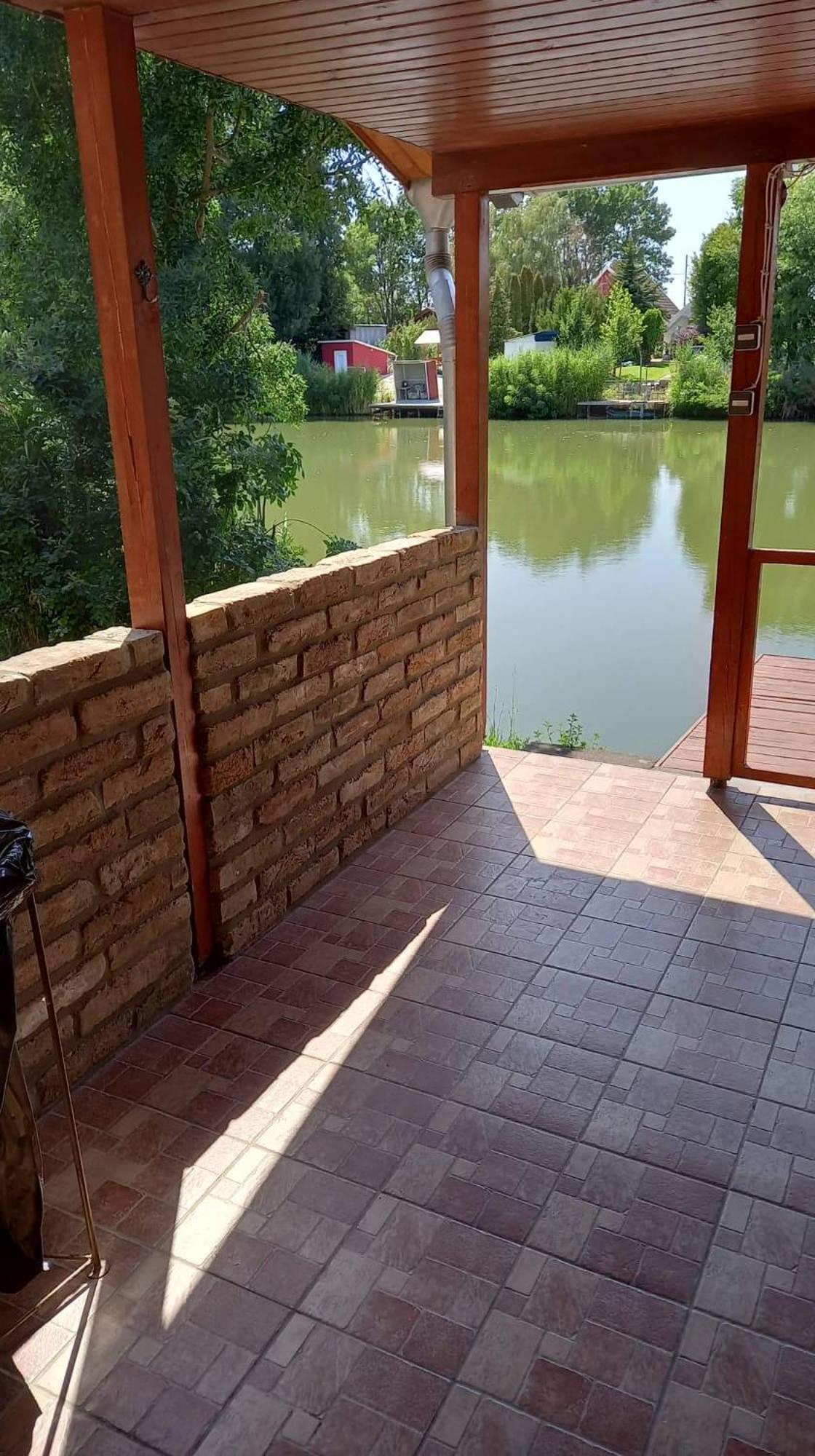 Adler vendégház horgász nyaraló view 3