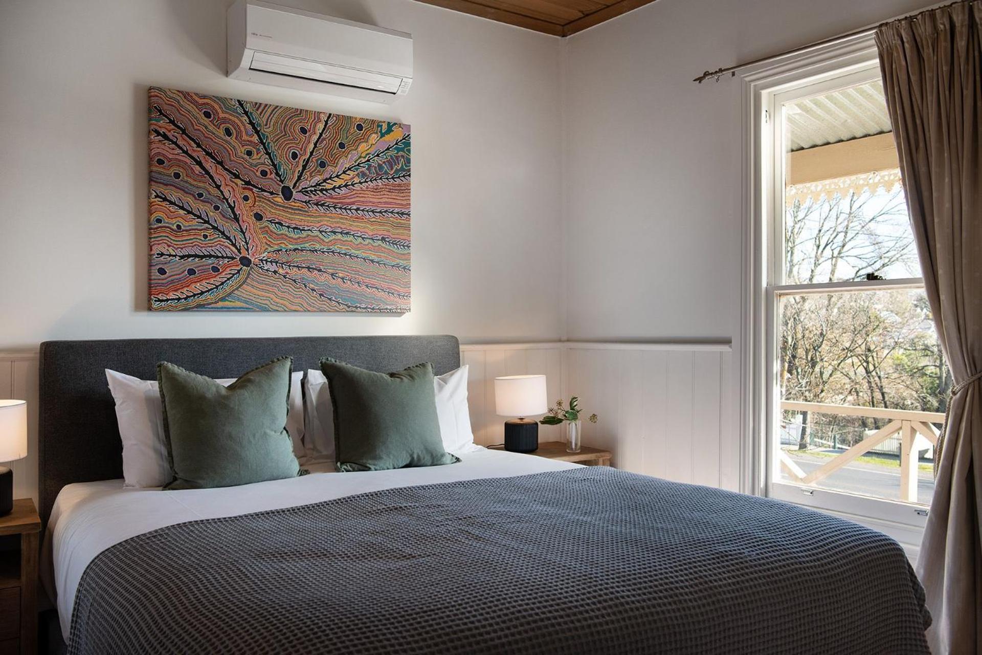 Ravenswood- elegance and old world charm