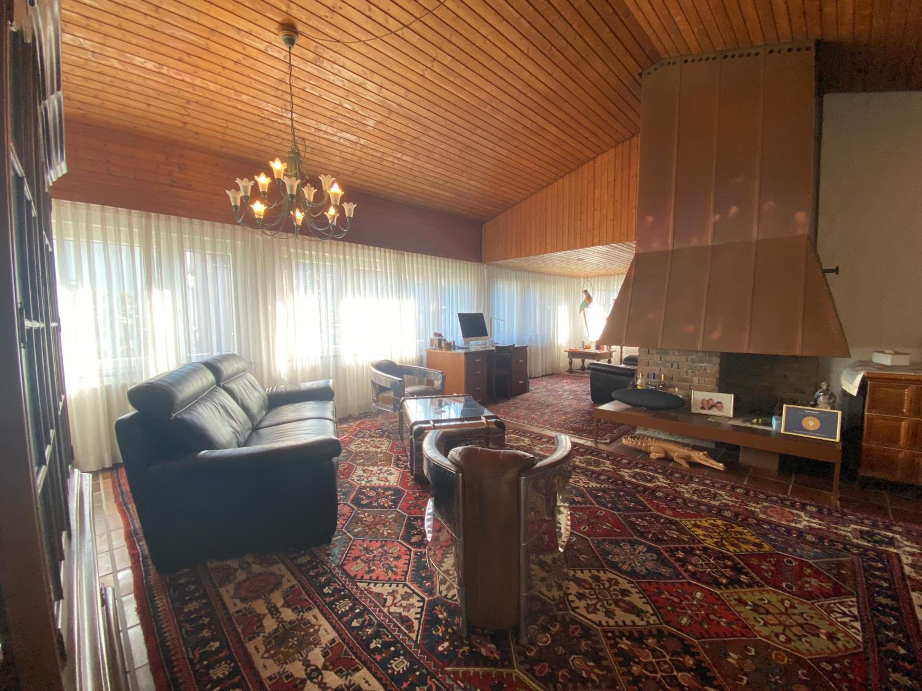 Haus Pia Executive Suites