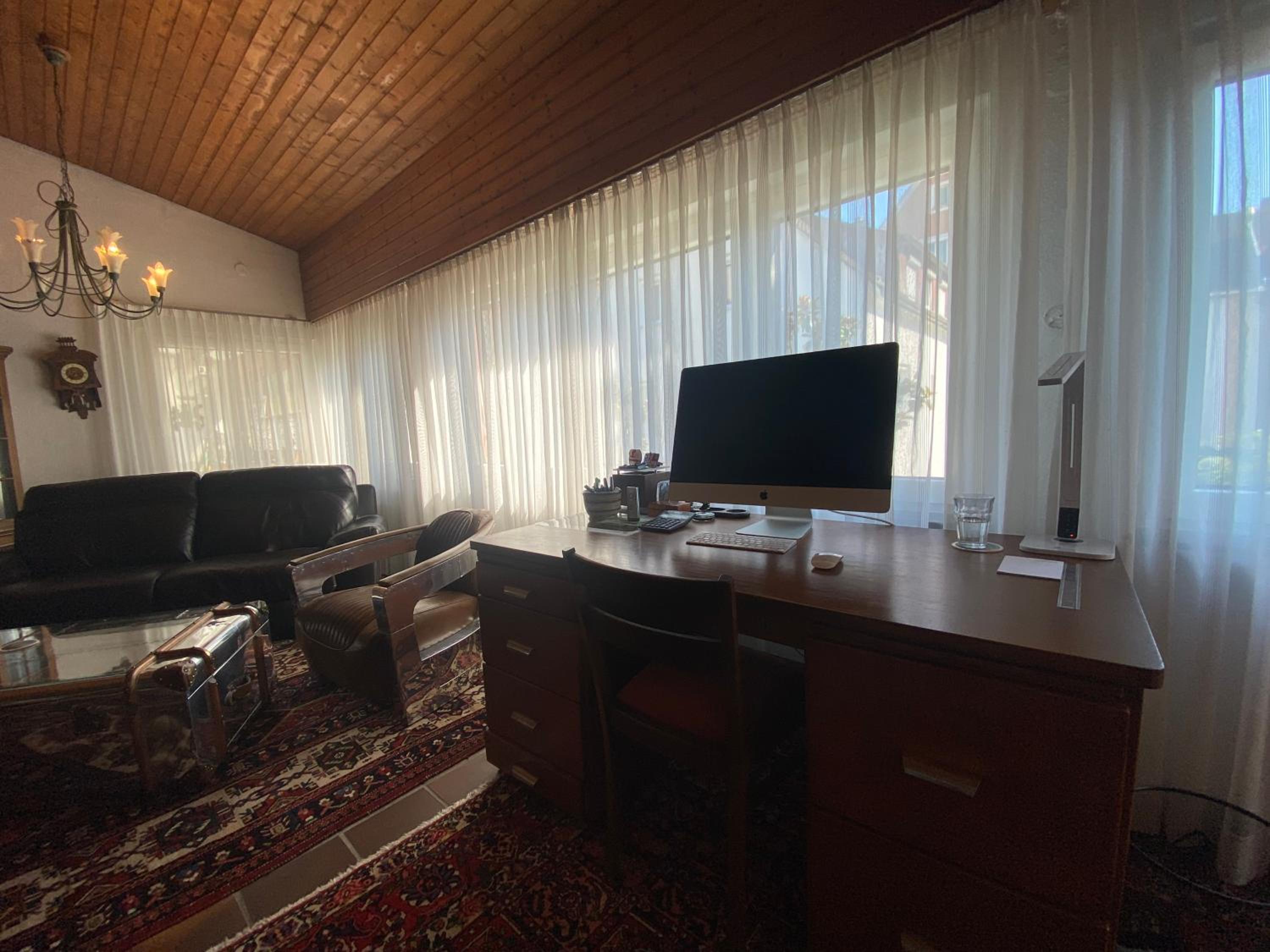 Haus Pia Executive Suites
