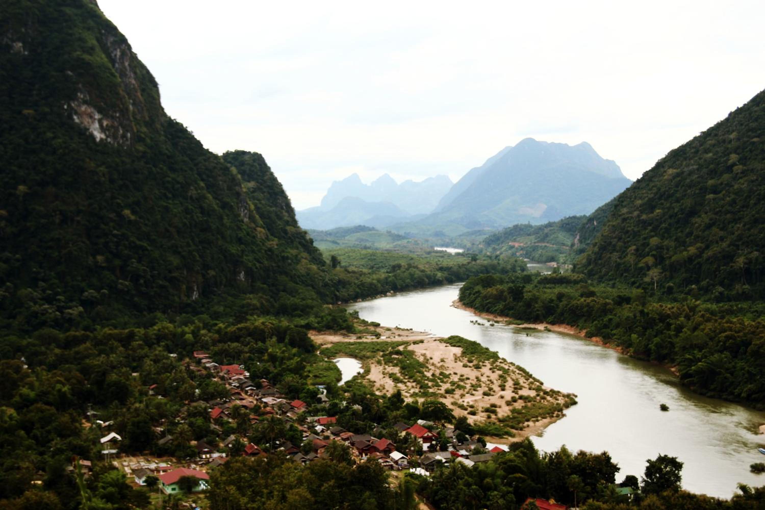 Riverview Bungalows & GH