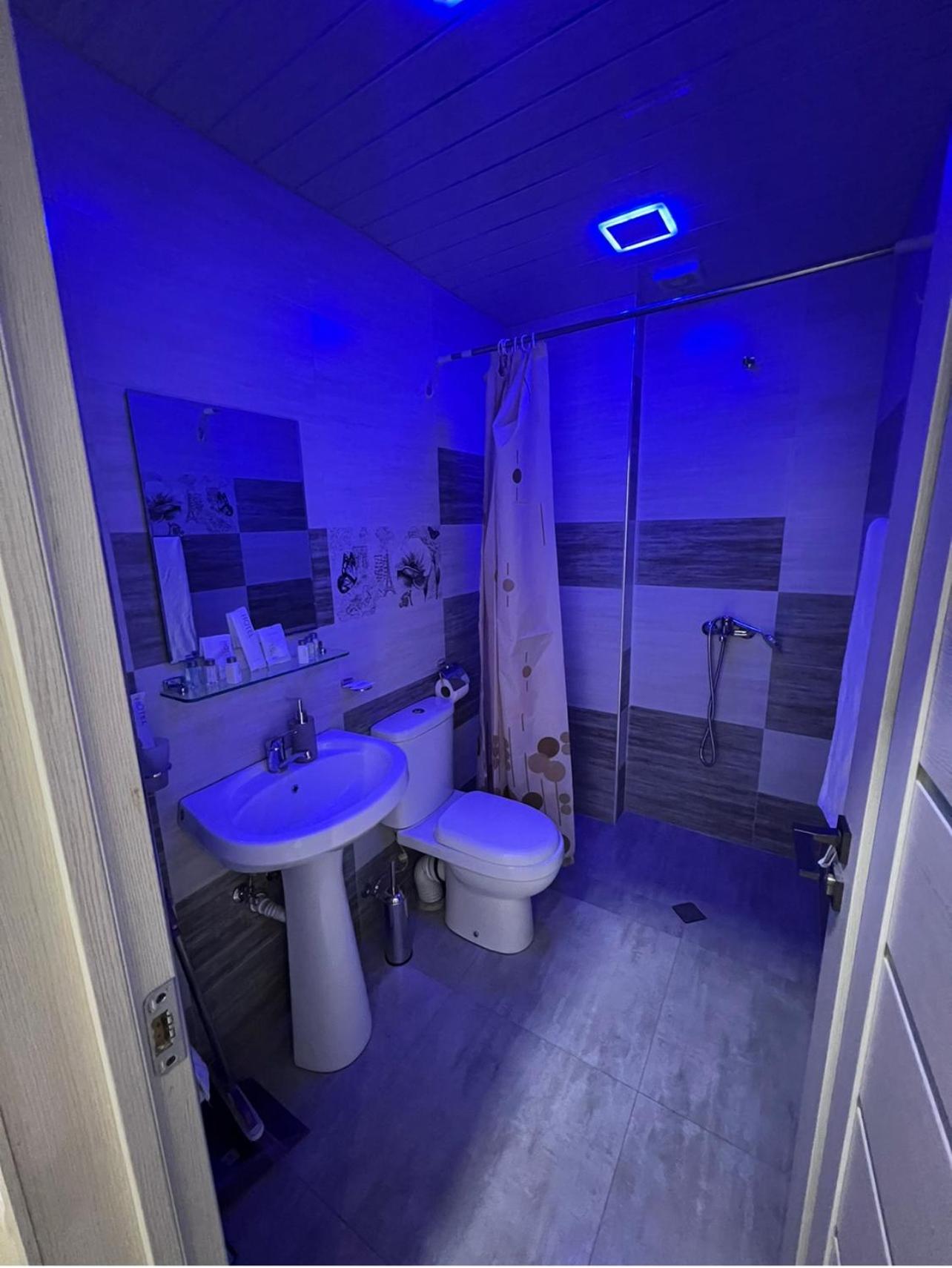 MODERN AND COMFORTABLE APARTMENT Self Check In