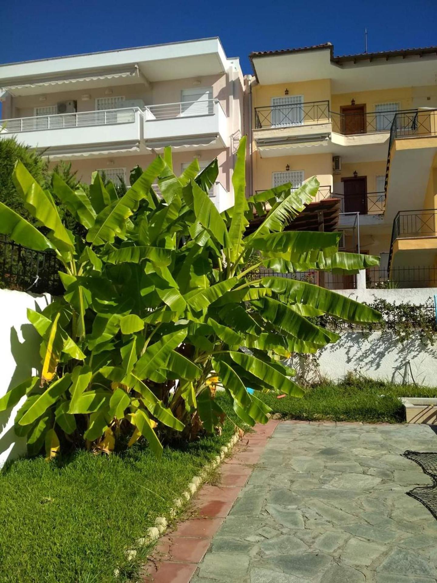Captivating 1-Bed Apartment in Kallithea view 5