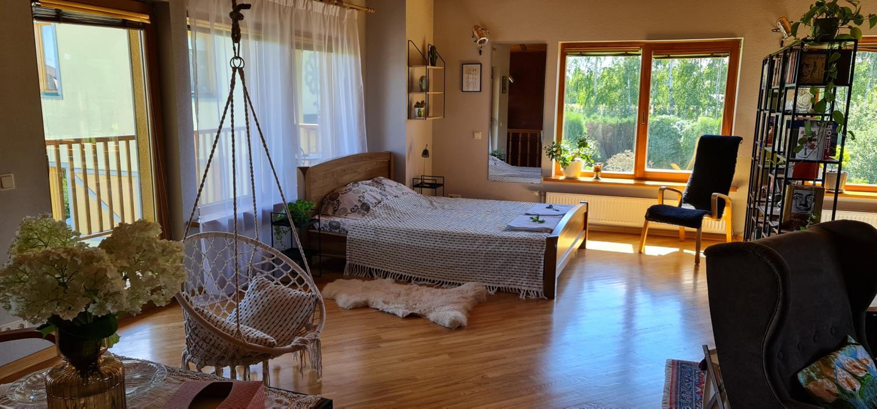 Spacious house with indoor pool & sauna.