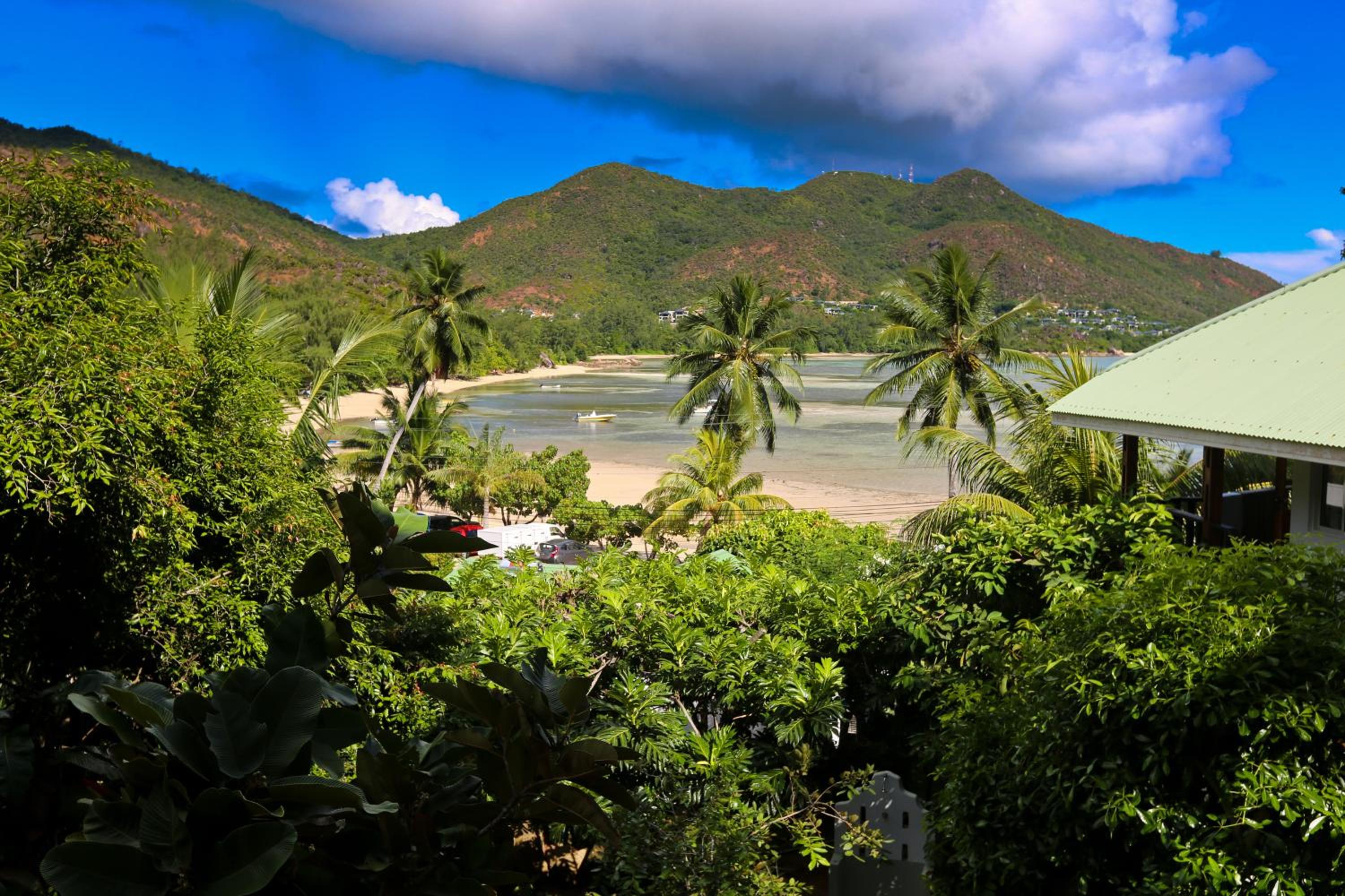 Sea View Lodge