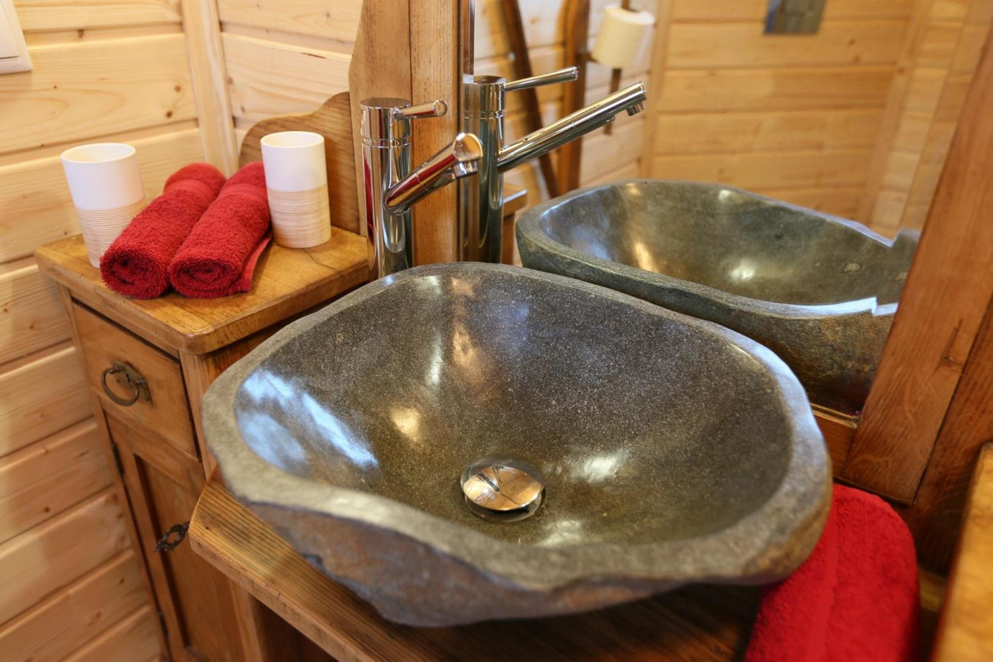 EHM Baumhaus Chalet nahe Therme & Natur