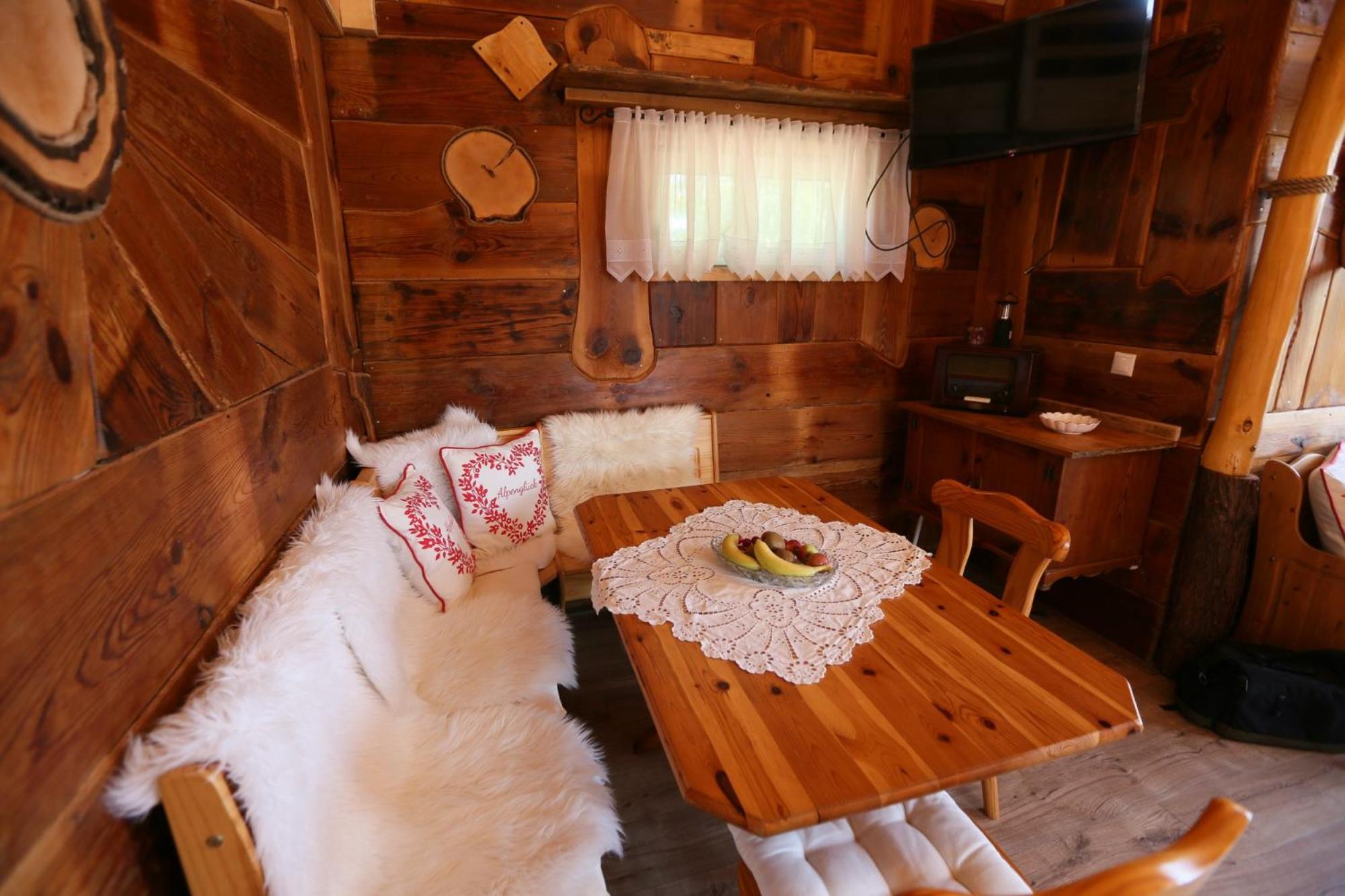 EHM Baumhaus Chalet nahe Therme & Natur
